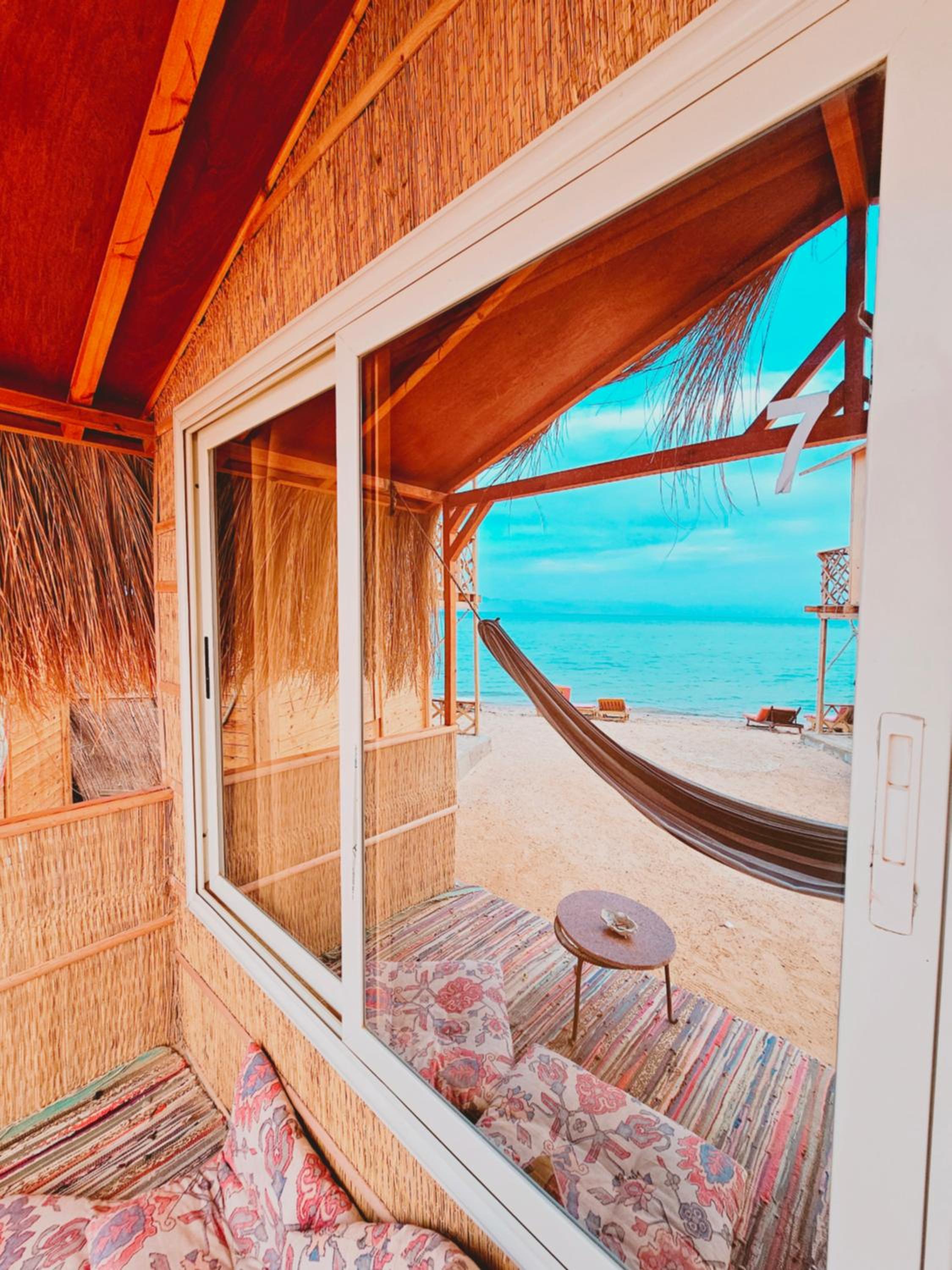 Bungalow with Sea View - Photo 31