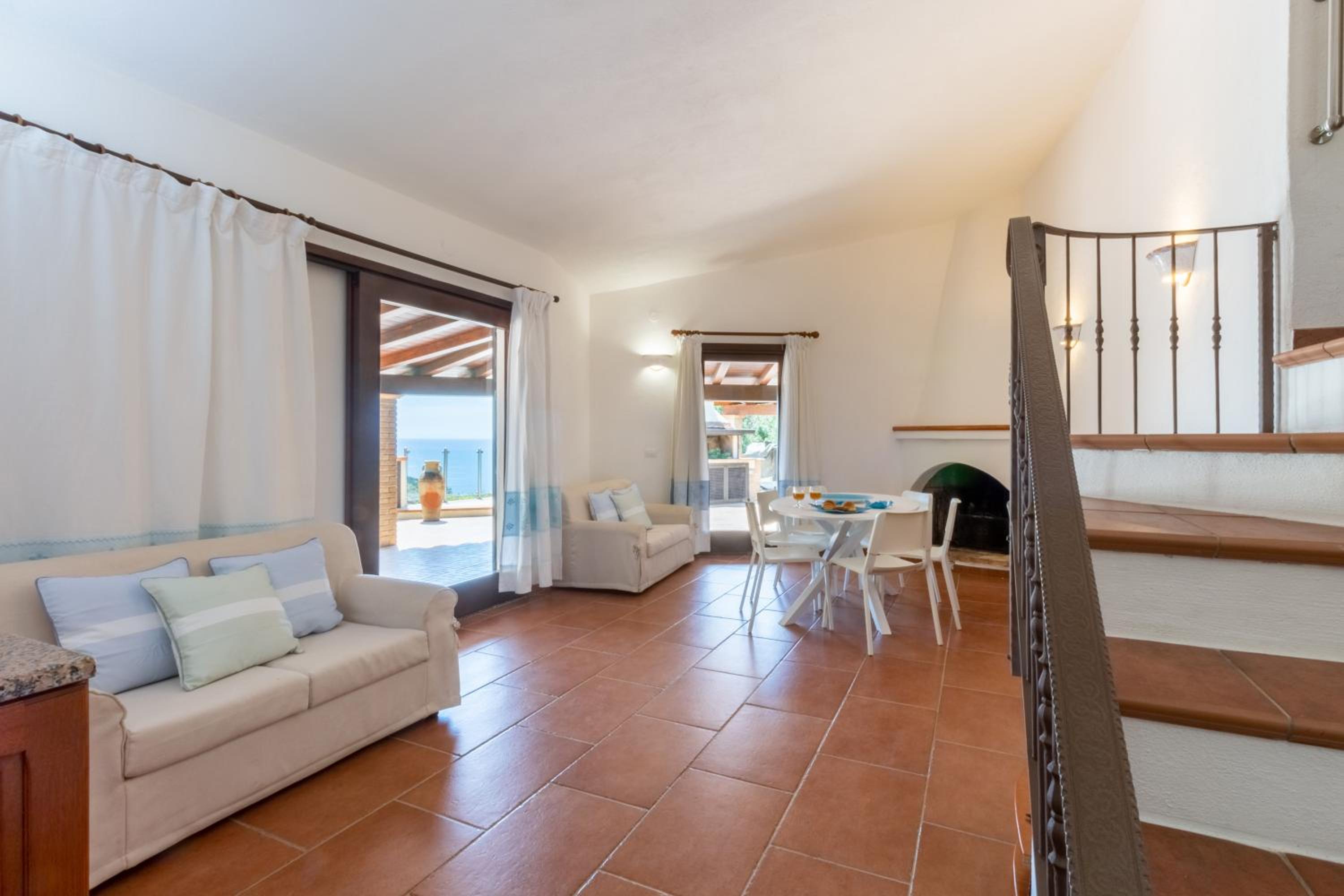 Villa photo 1