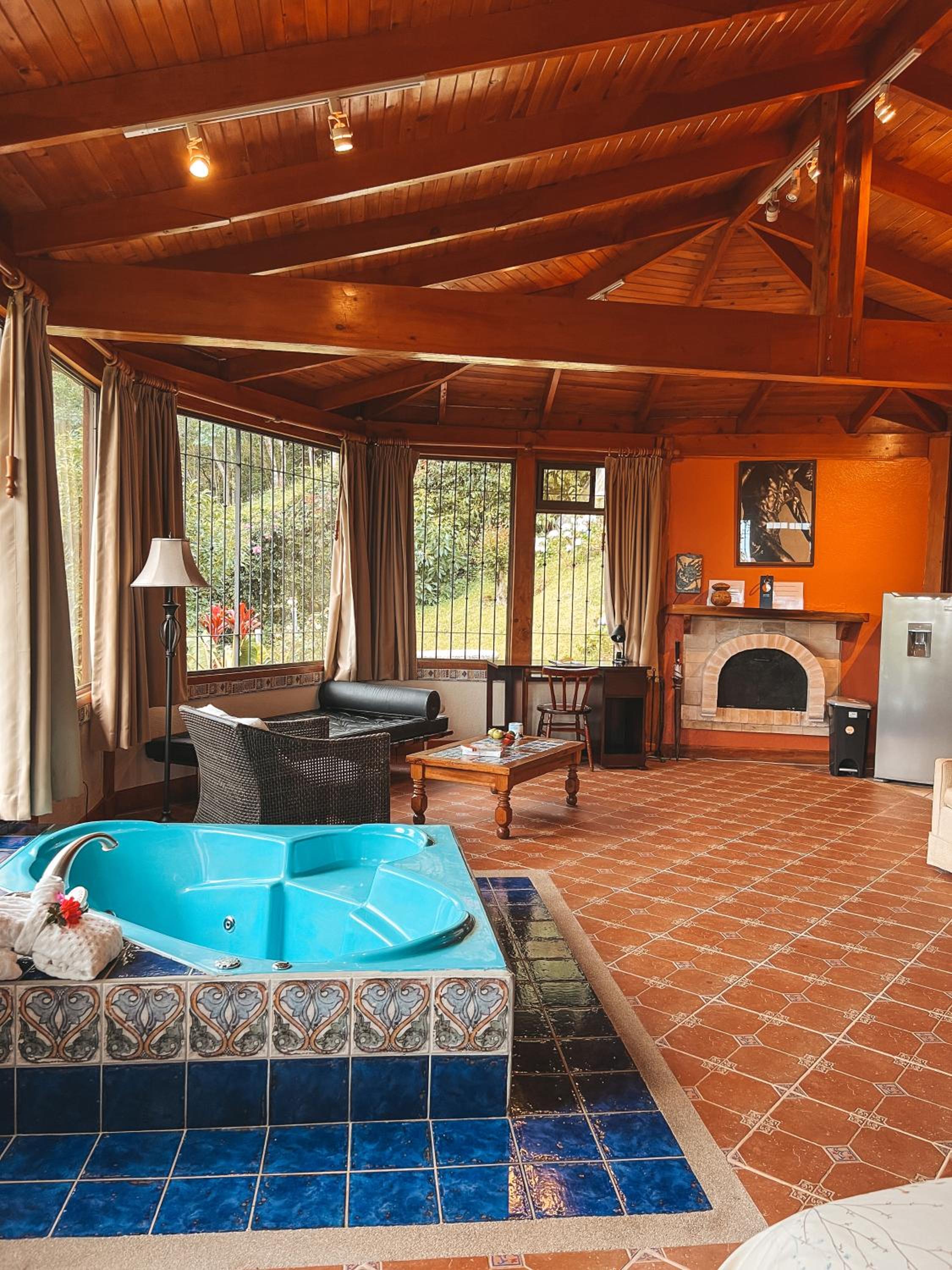 Deluxe Bungalow with Garden View photo 3