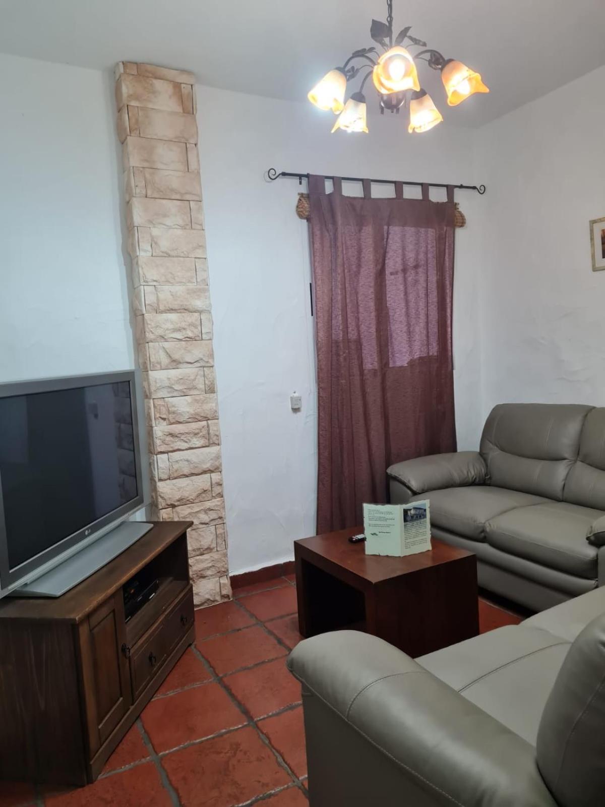 Two-Room Apartment - Photo 6