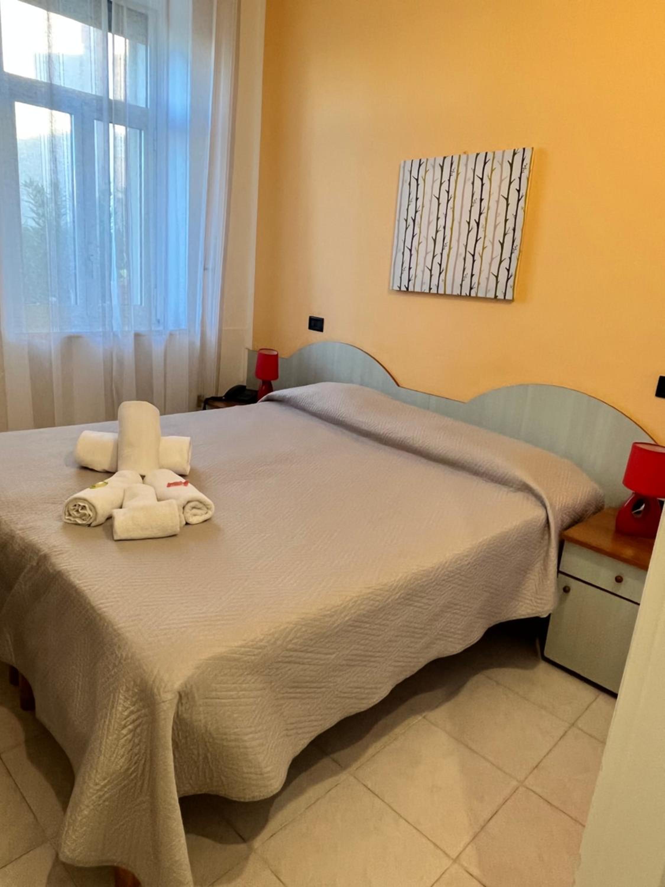 Economy Double Room - Photo 4