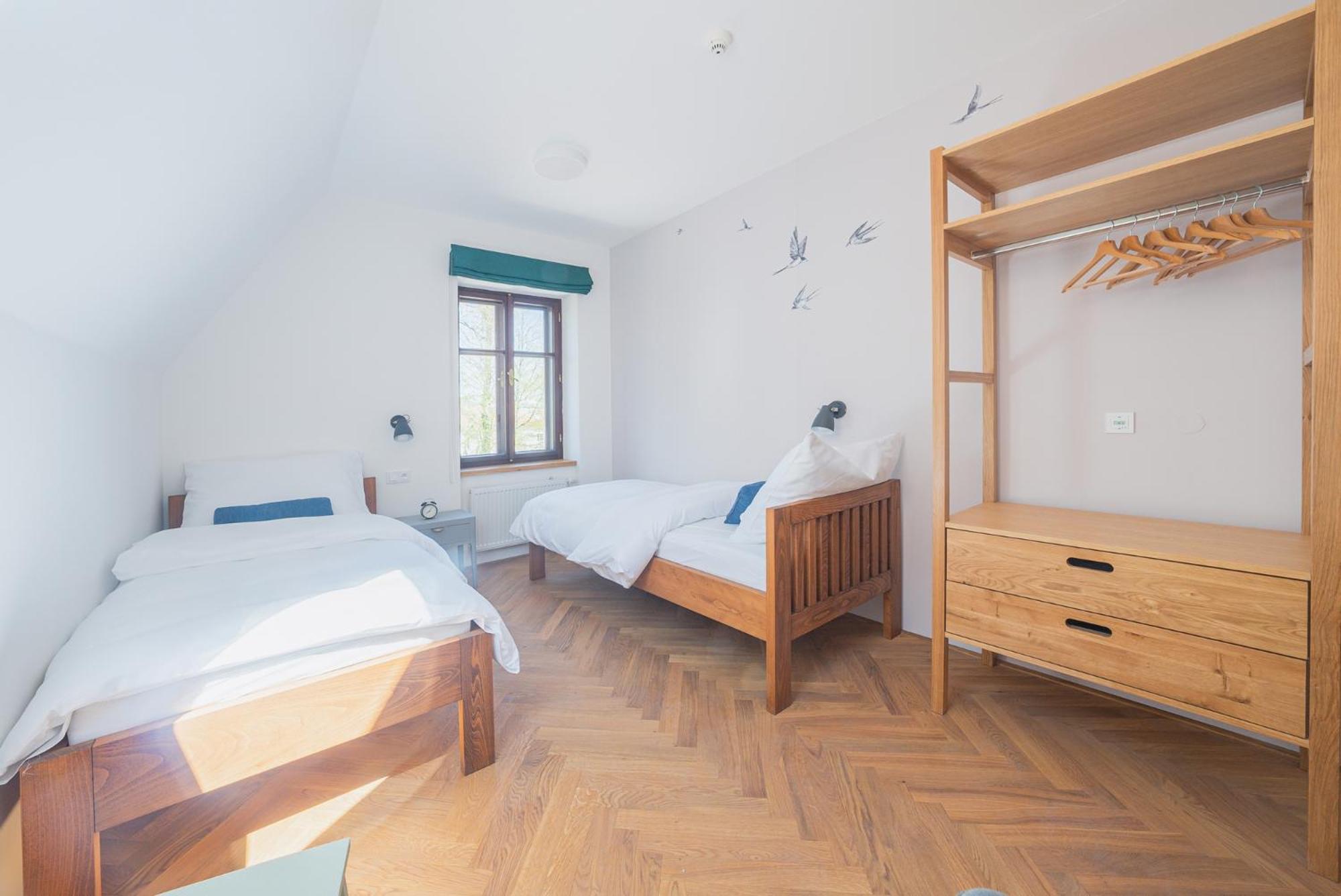 Economy Twin Room