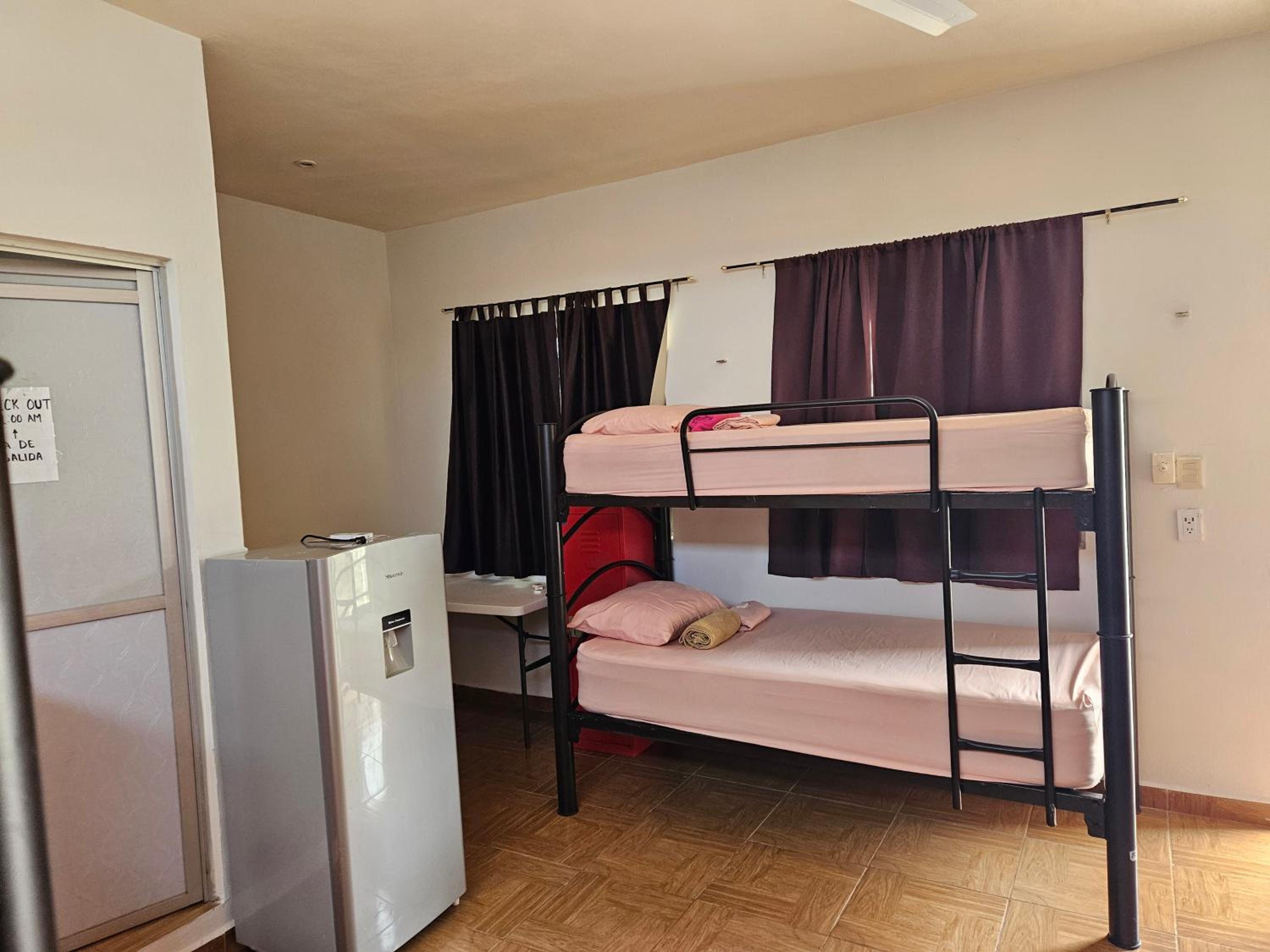 Bed in 6-Bed Mixed Dormitory Room photo 1