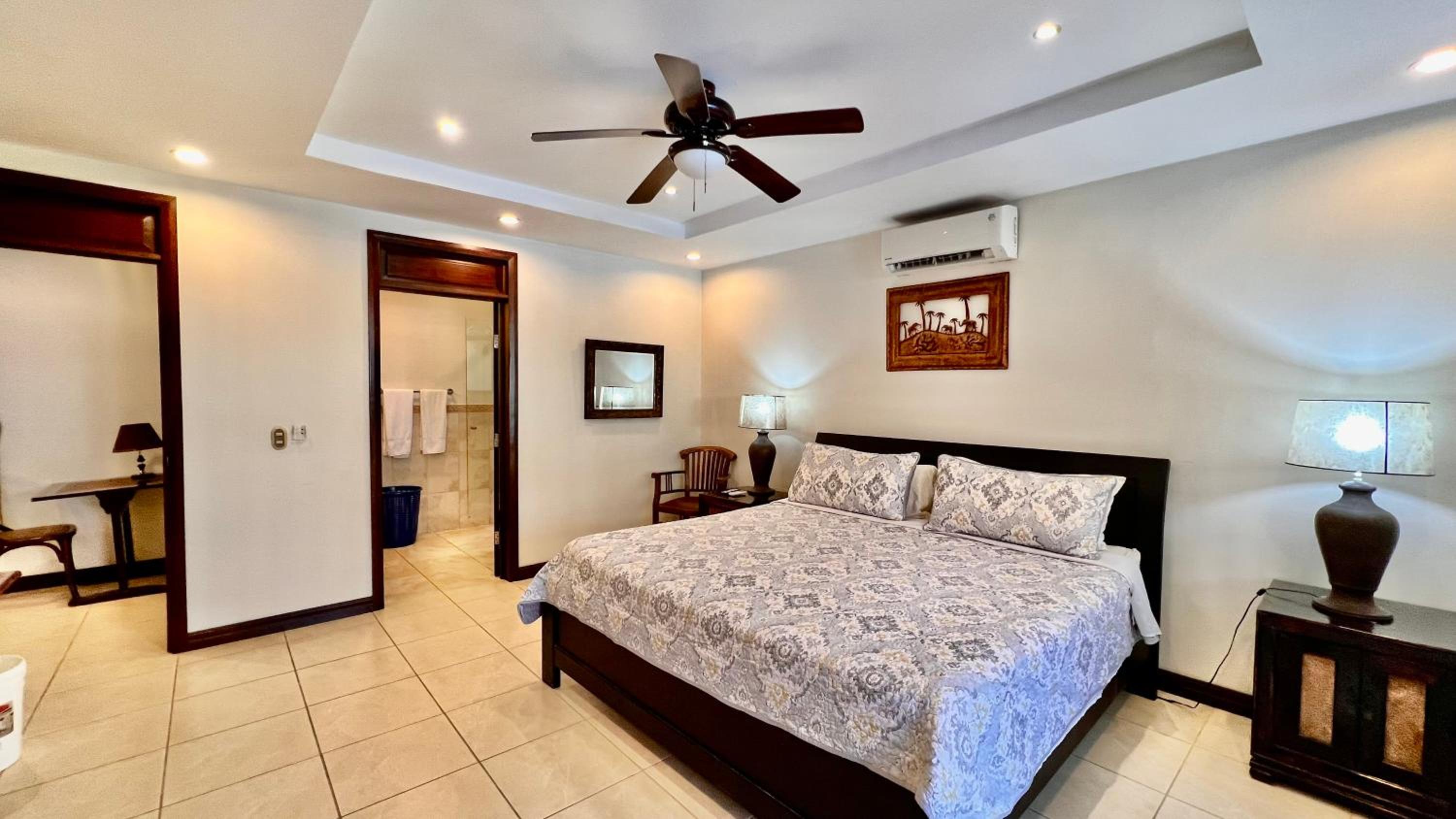 Two-Bedroom Apartment - Photo 2