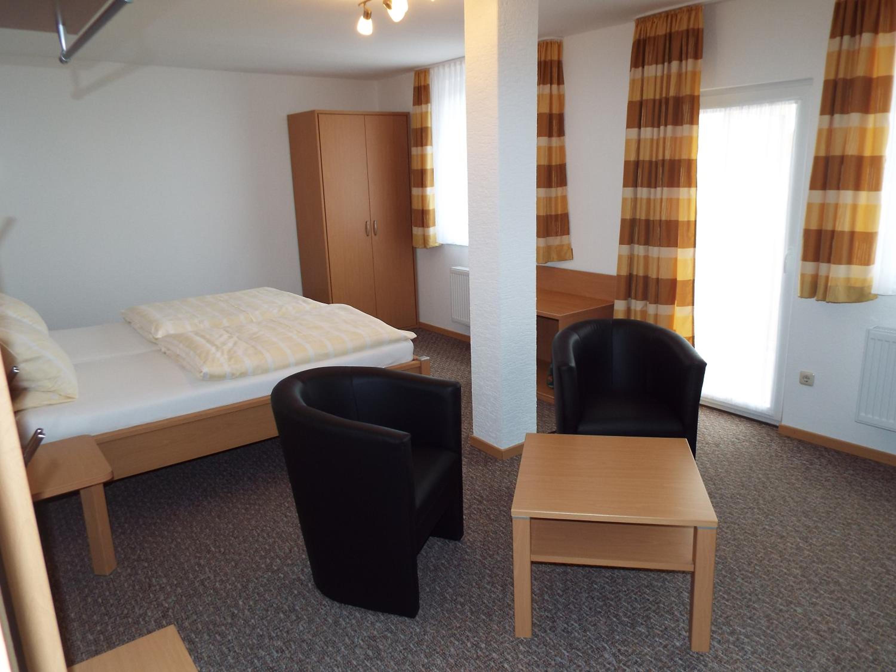 Deluxe Double Room with Balcony photo 3