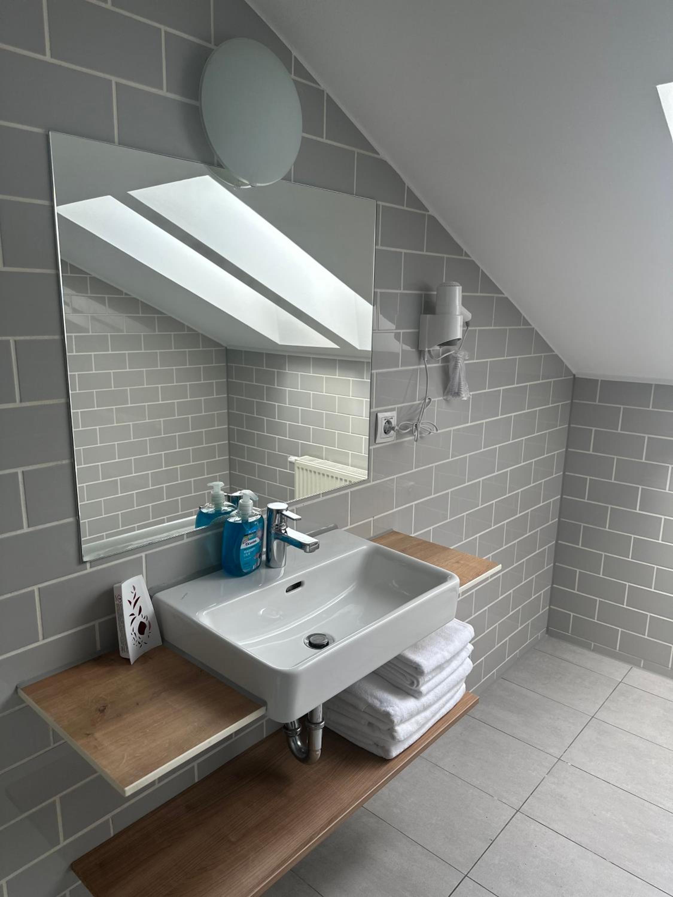Quadruple Room with Bathroom photo 3