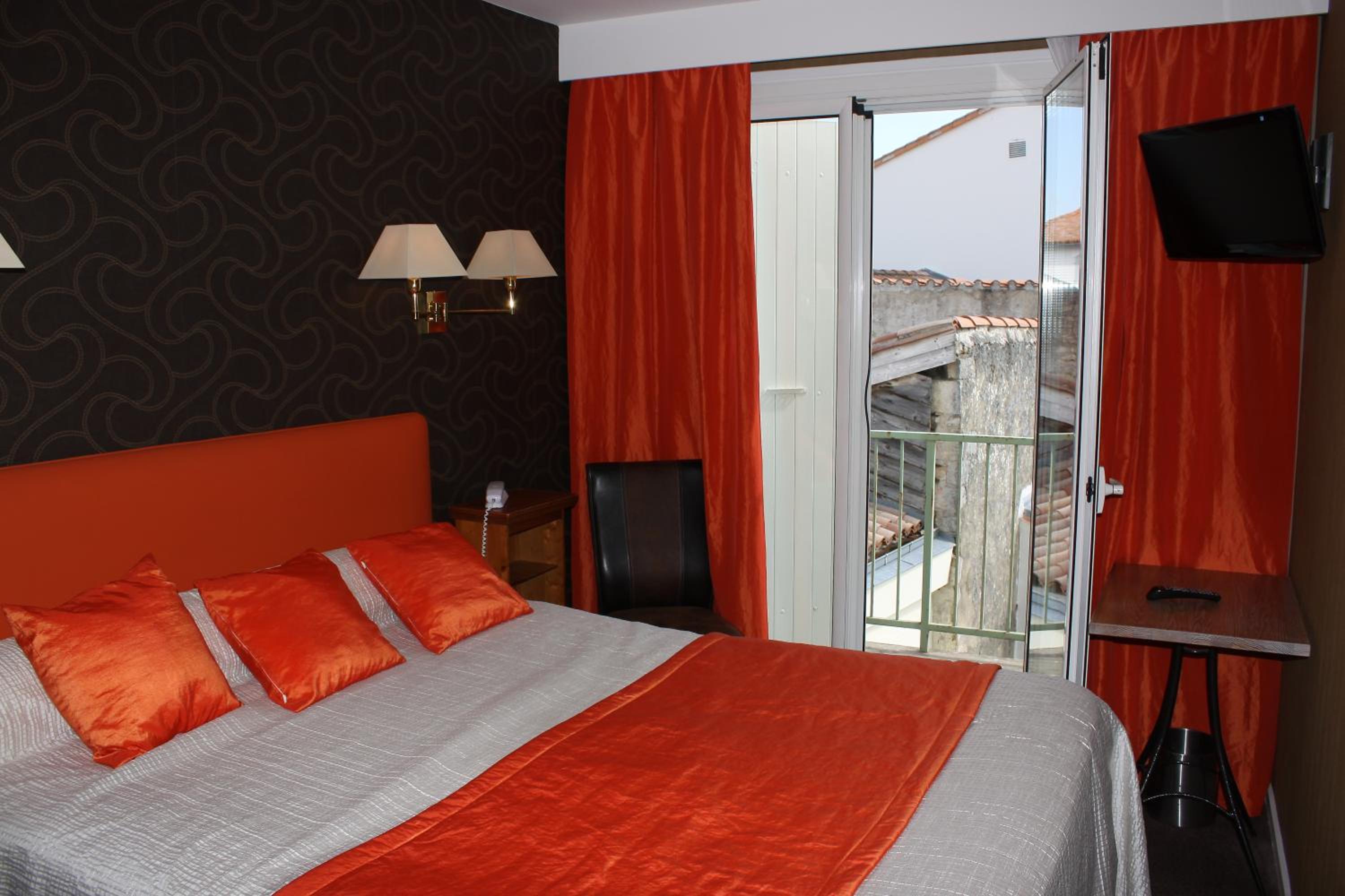 Standard Double Room with Old Town View photo 2