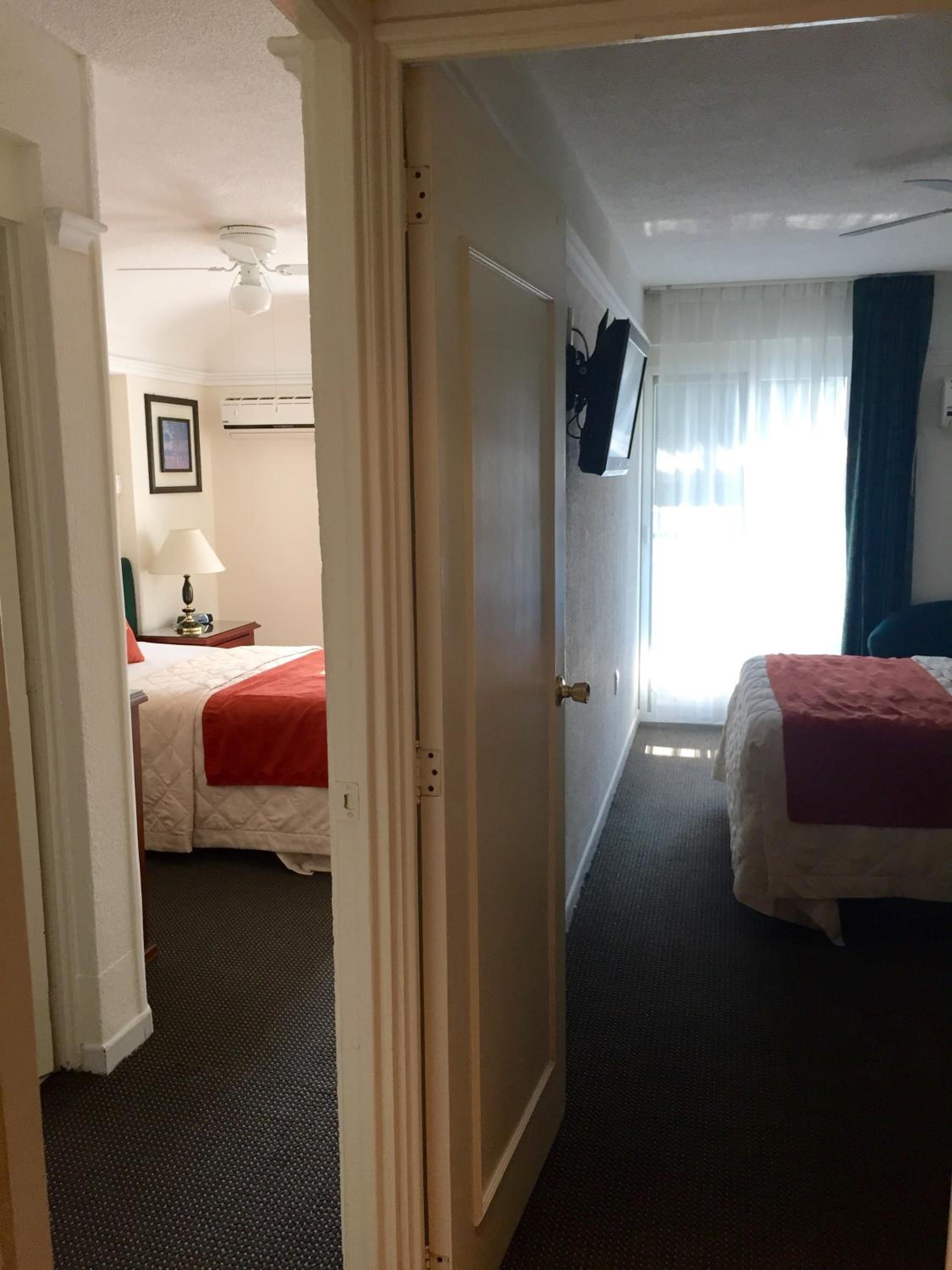 Deluxe Double Room photo 3