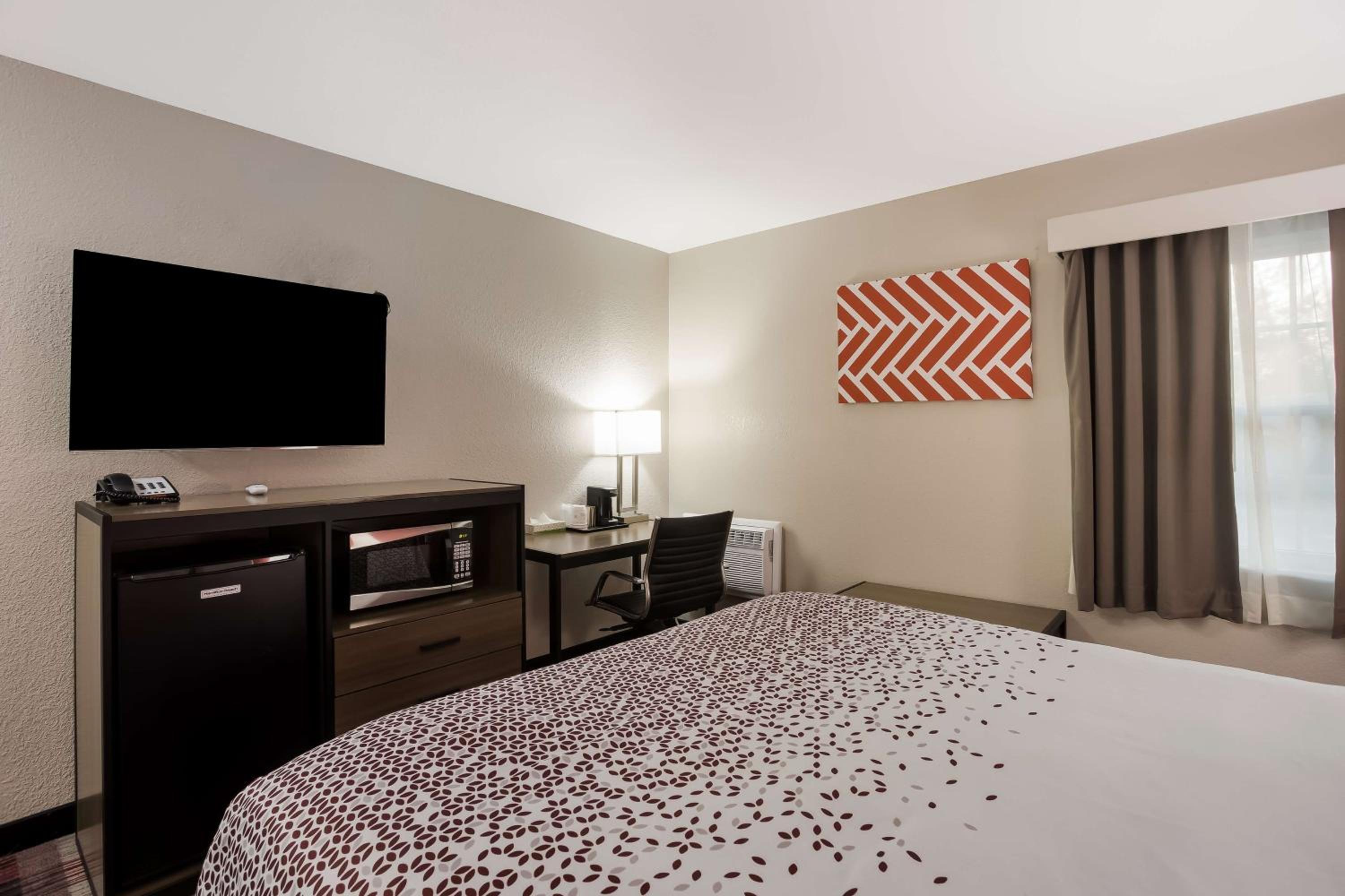 Queen Room - Photo 4