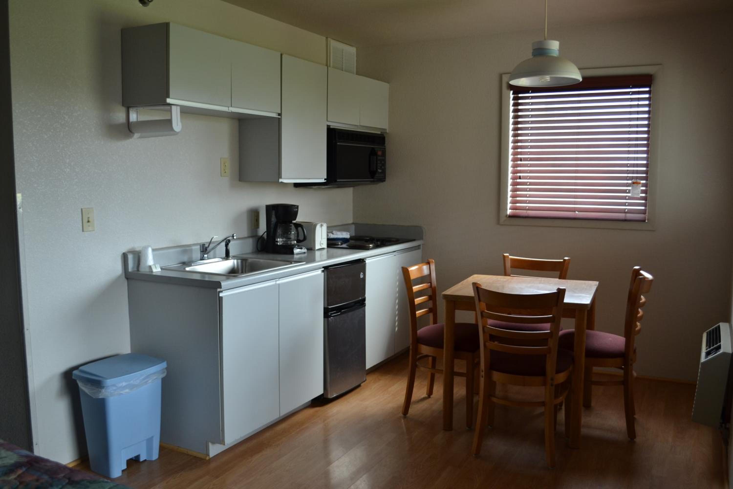 Queen Suite photo 2