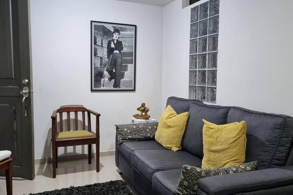 One-Bedroom Apartment photo 3