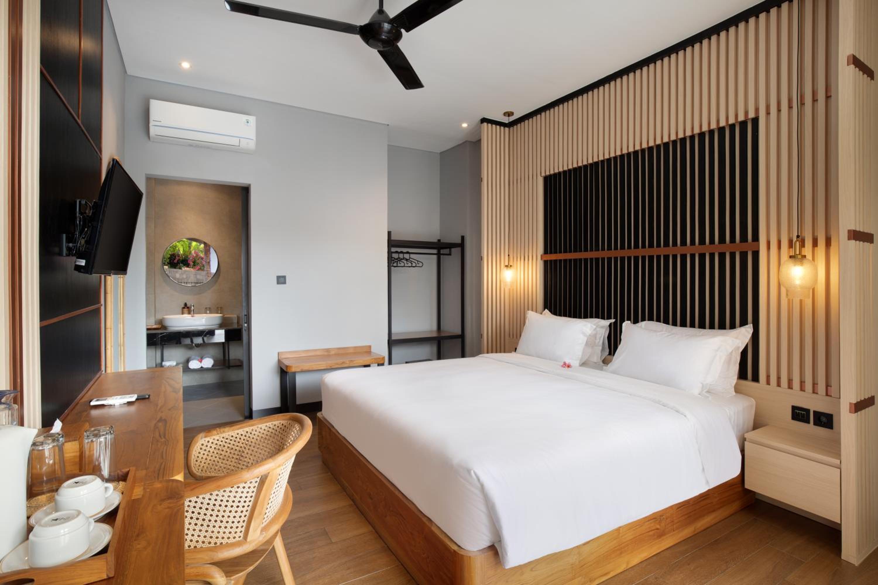 Deluxe Room - Photo 4