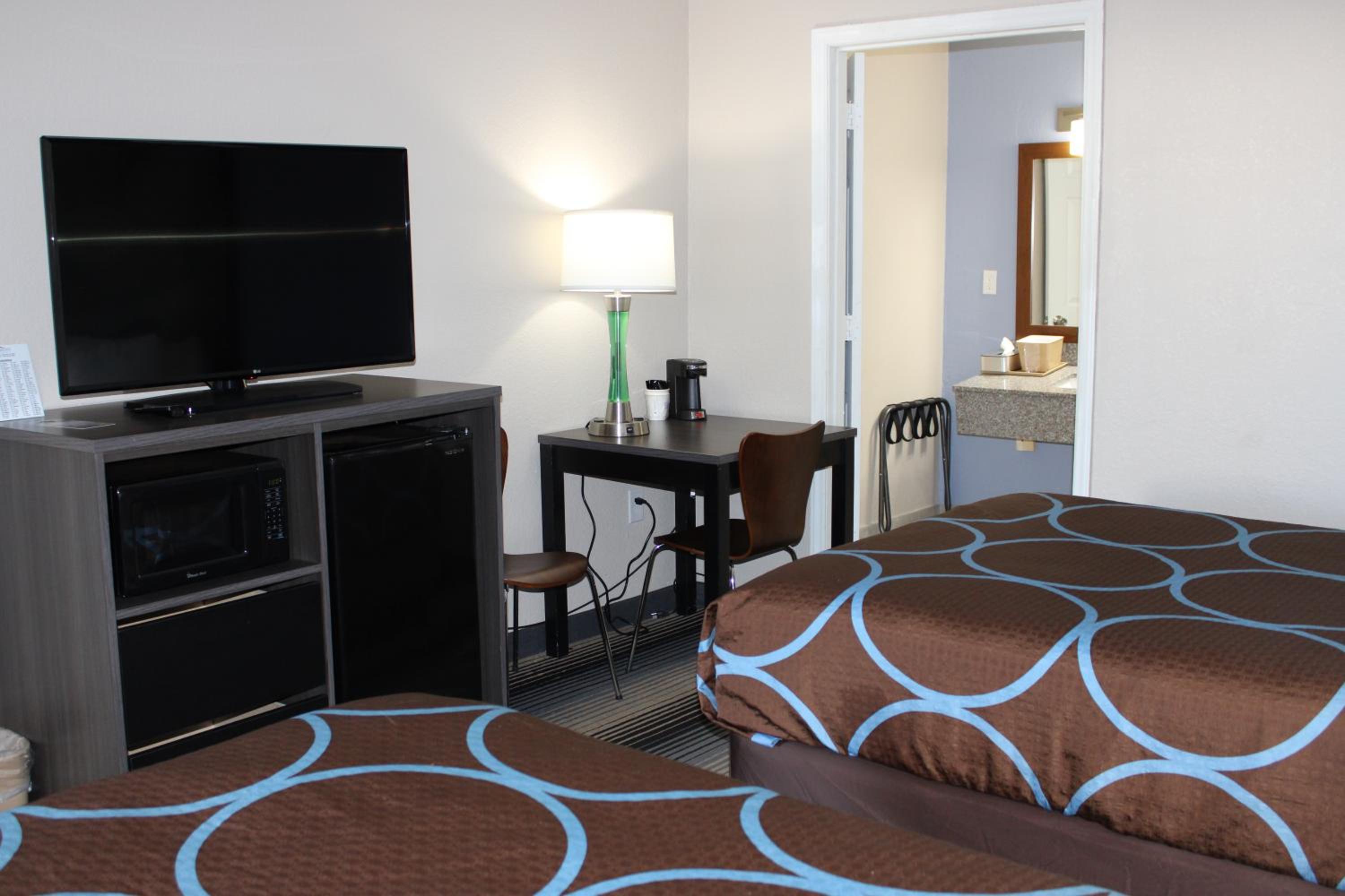 Double Room with Two Double Beds - Mobility Access/Non-Smoking - Photo 3