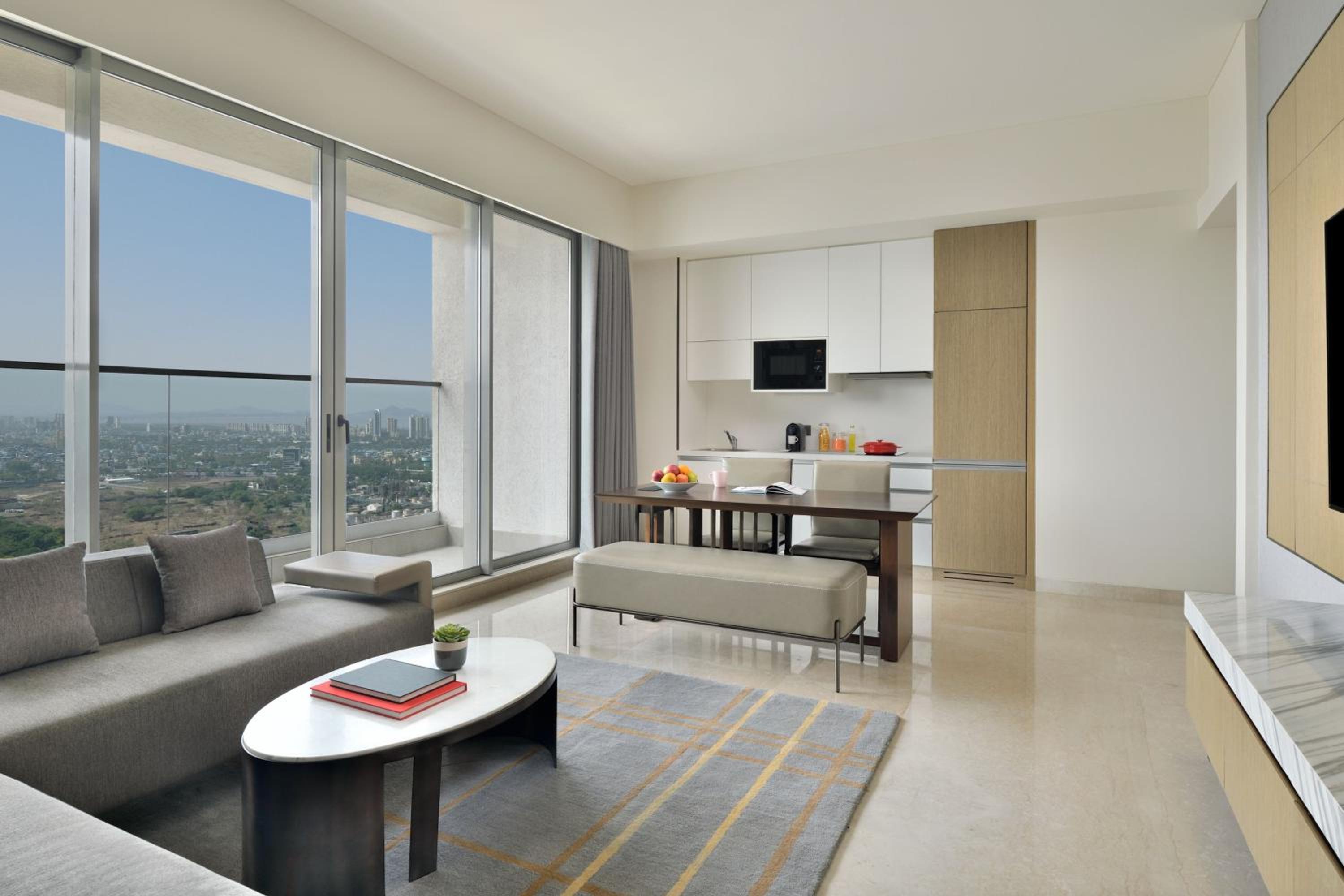 Premium, One-Bedroom Suite, 1 King, Skyline view, Balcony - 20% discount on Food and Beverage Premium, One-Bedroom Suite, 1 King, Skyline view, Balcony - 20% discount on Food and Beverage