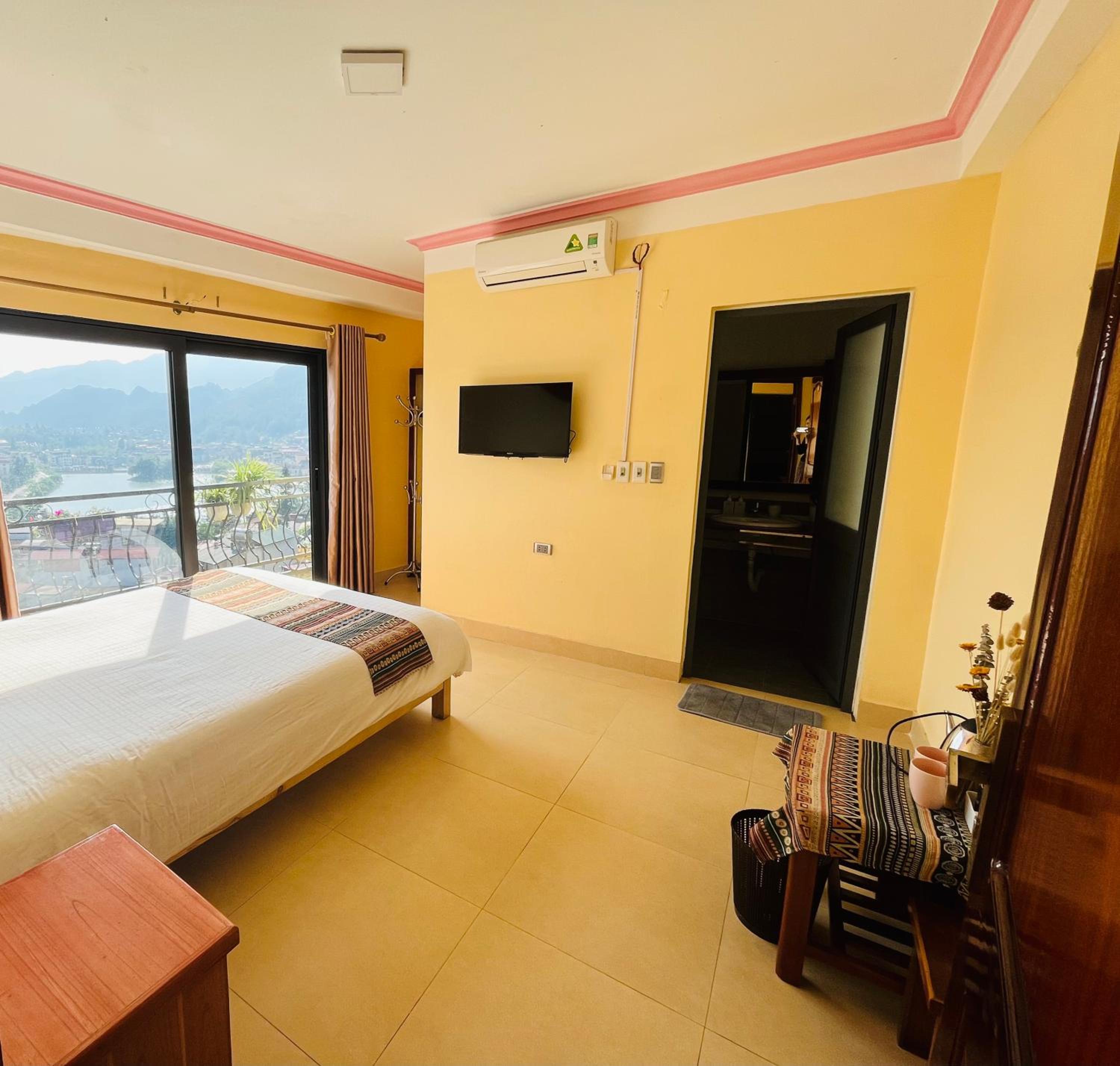 Double Room with Lake View photo 1