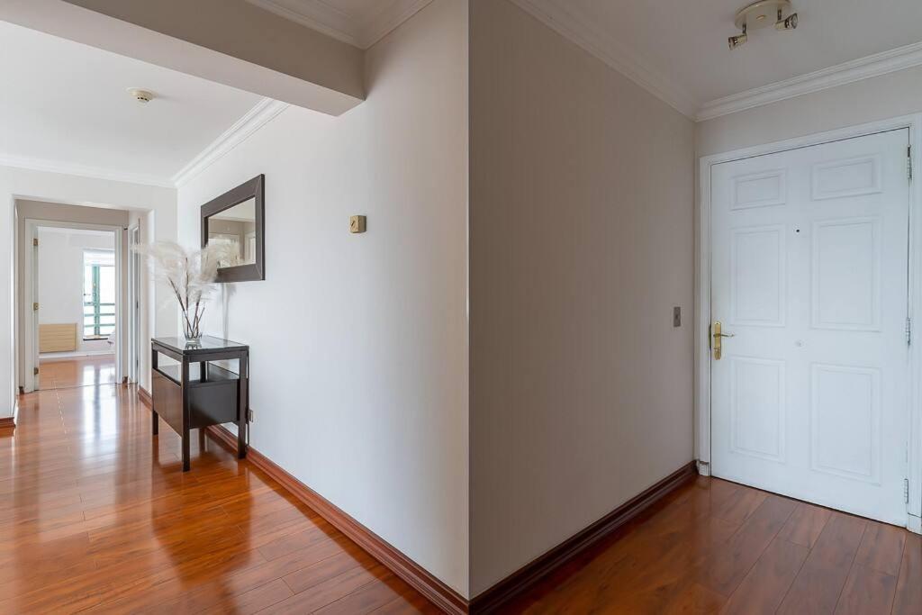 Three-Bedroom Apartment photo 1