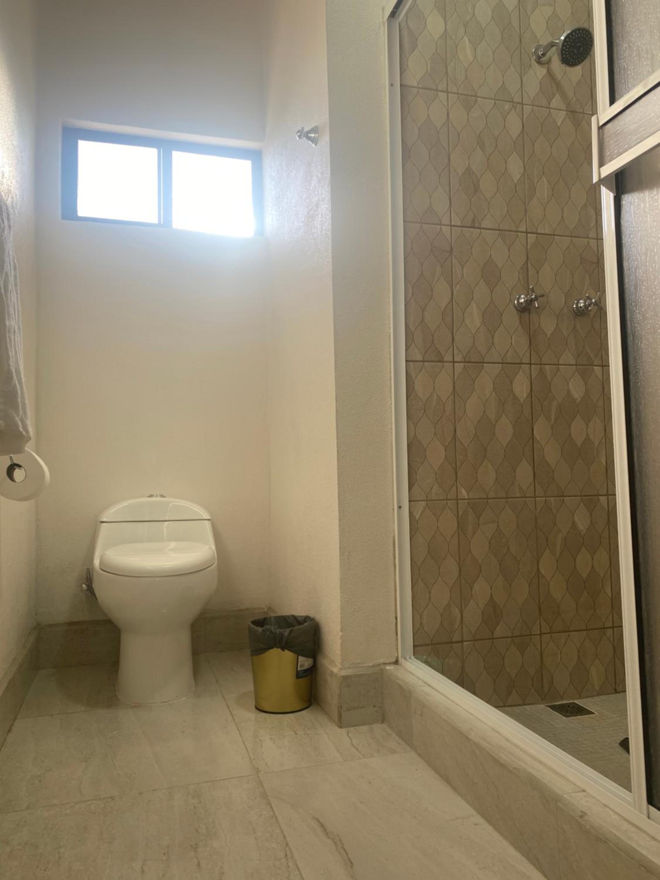 Large Double Room - Photo 58