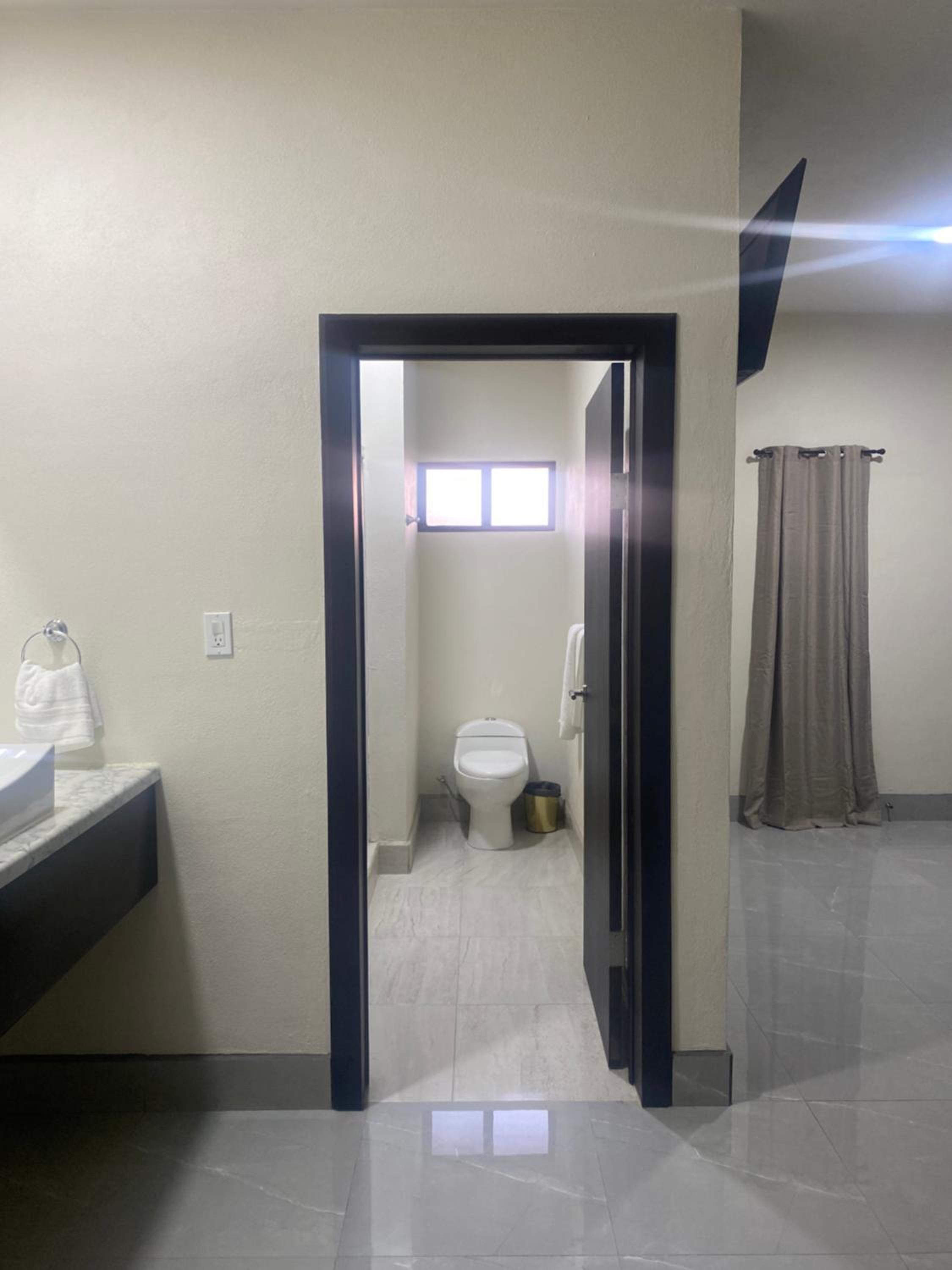 Large Double Room - Photo 67