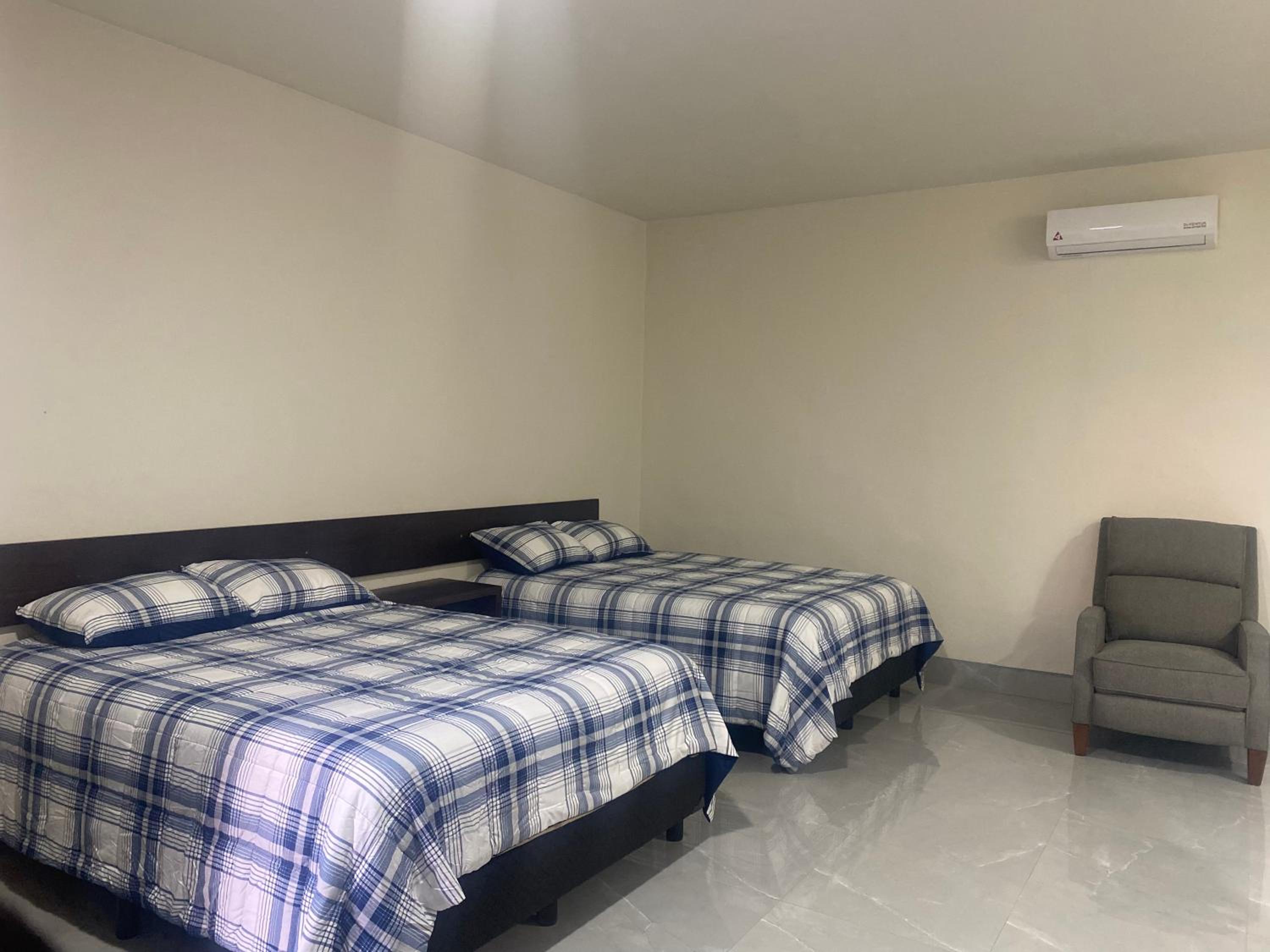 Large Double Room - Photo 63