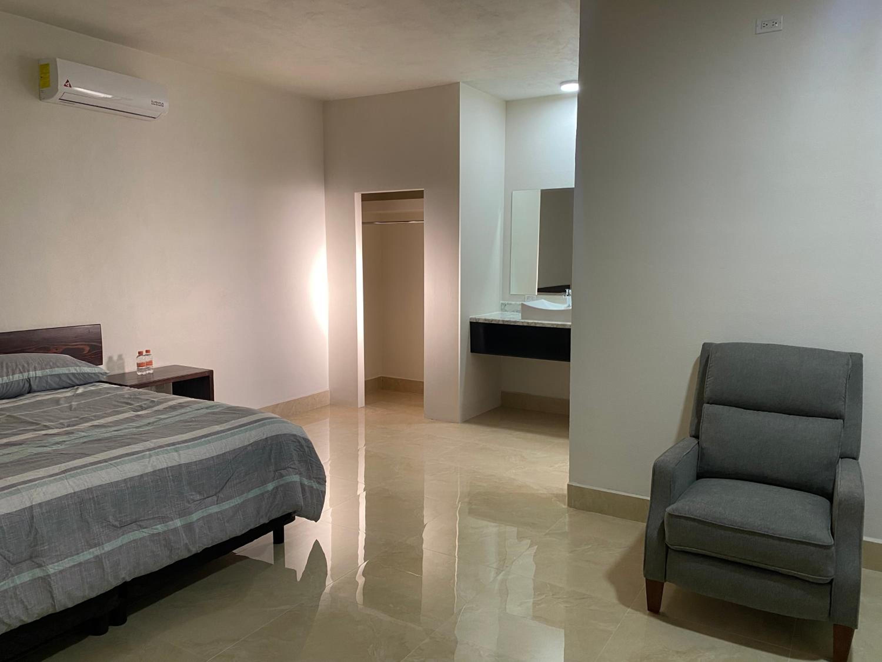 King Suite - Photo 58