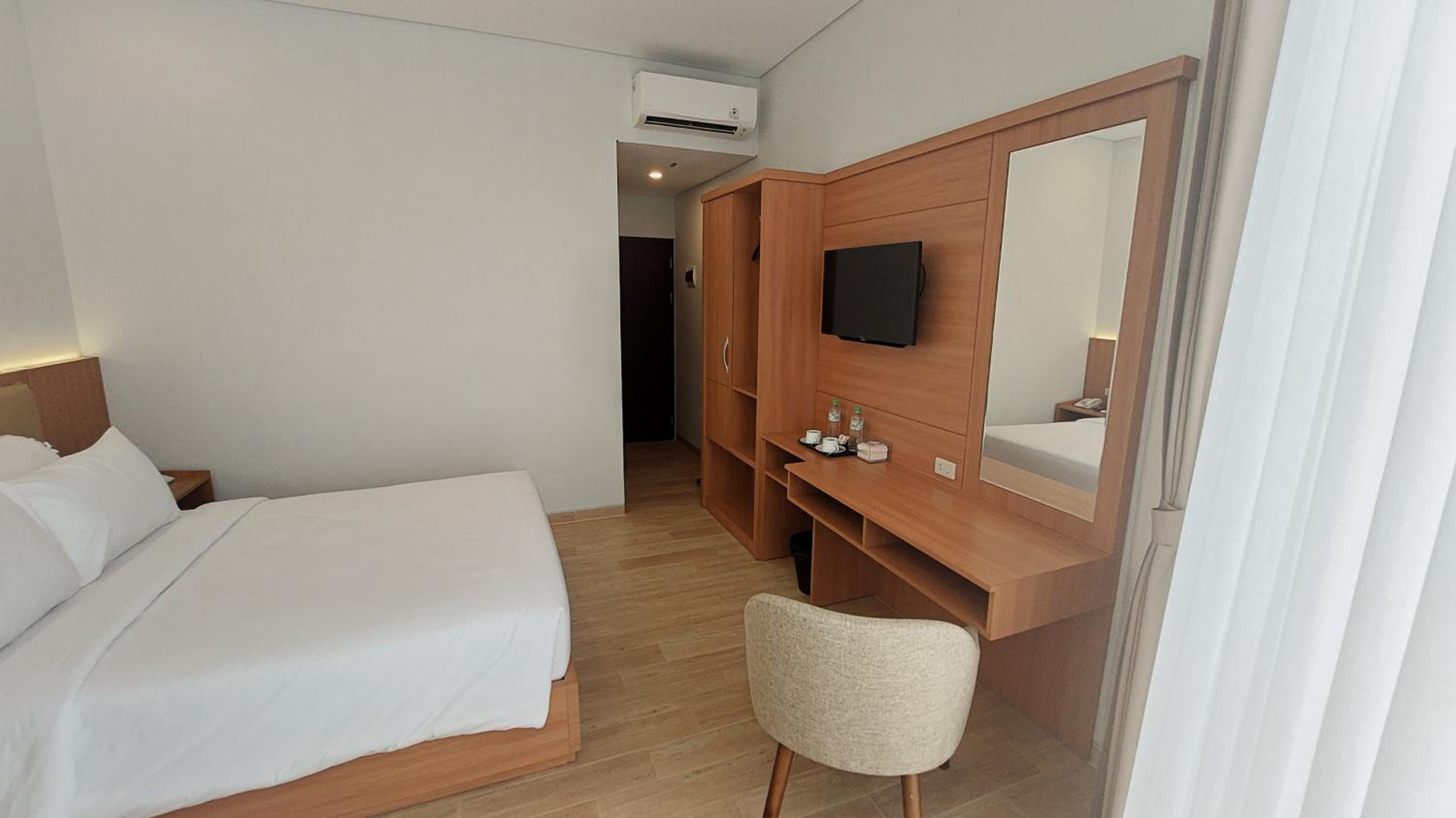 Deluxe Double or Twin Room - Photo 1