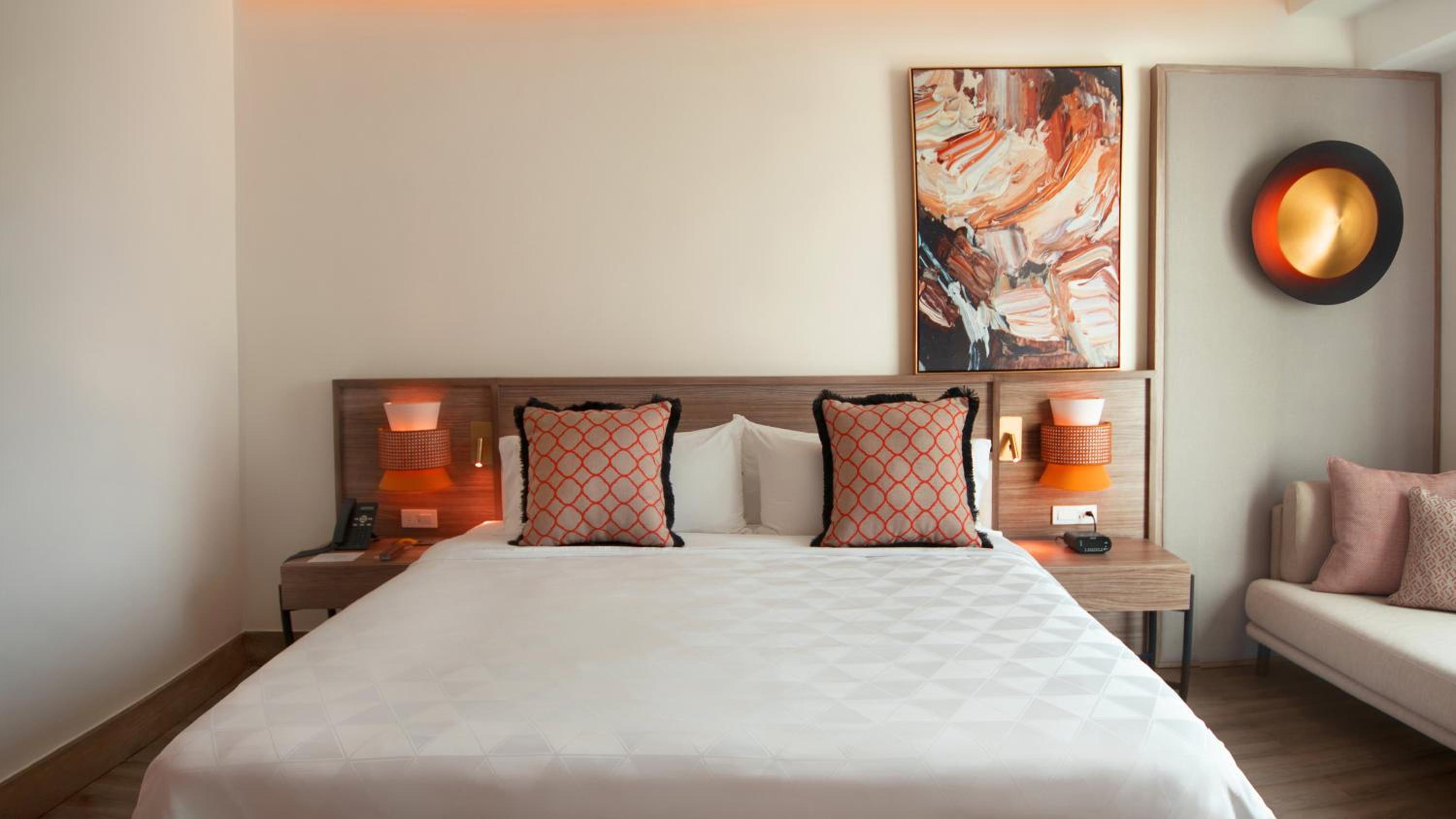 Standard King Room - Lounge Access/High Floor