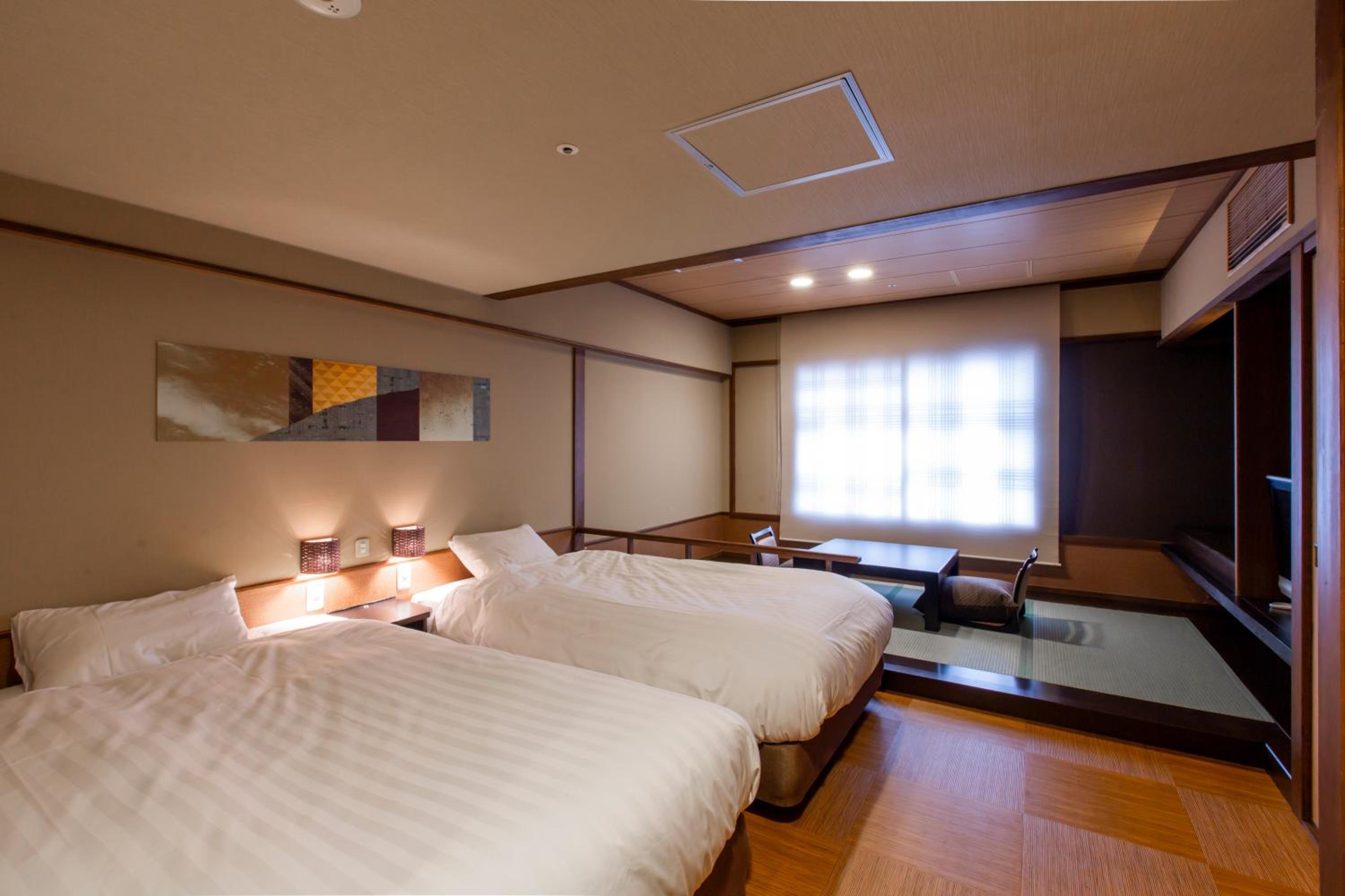 Standard Room with Tatami Area - Photo 2