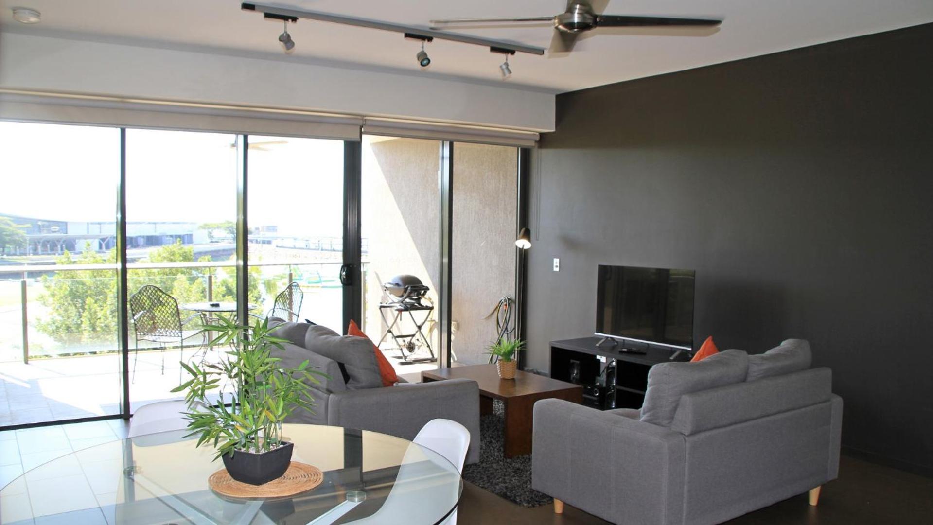 1 Bedroom Lagoon View Apartment - Photo 20