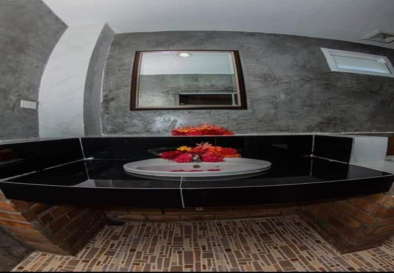 Triple Room with Garden View photo 2