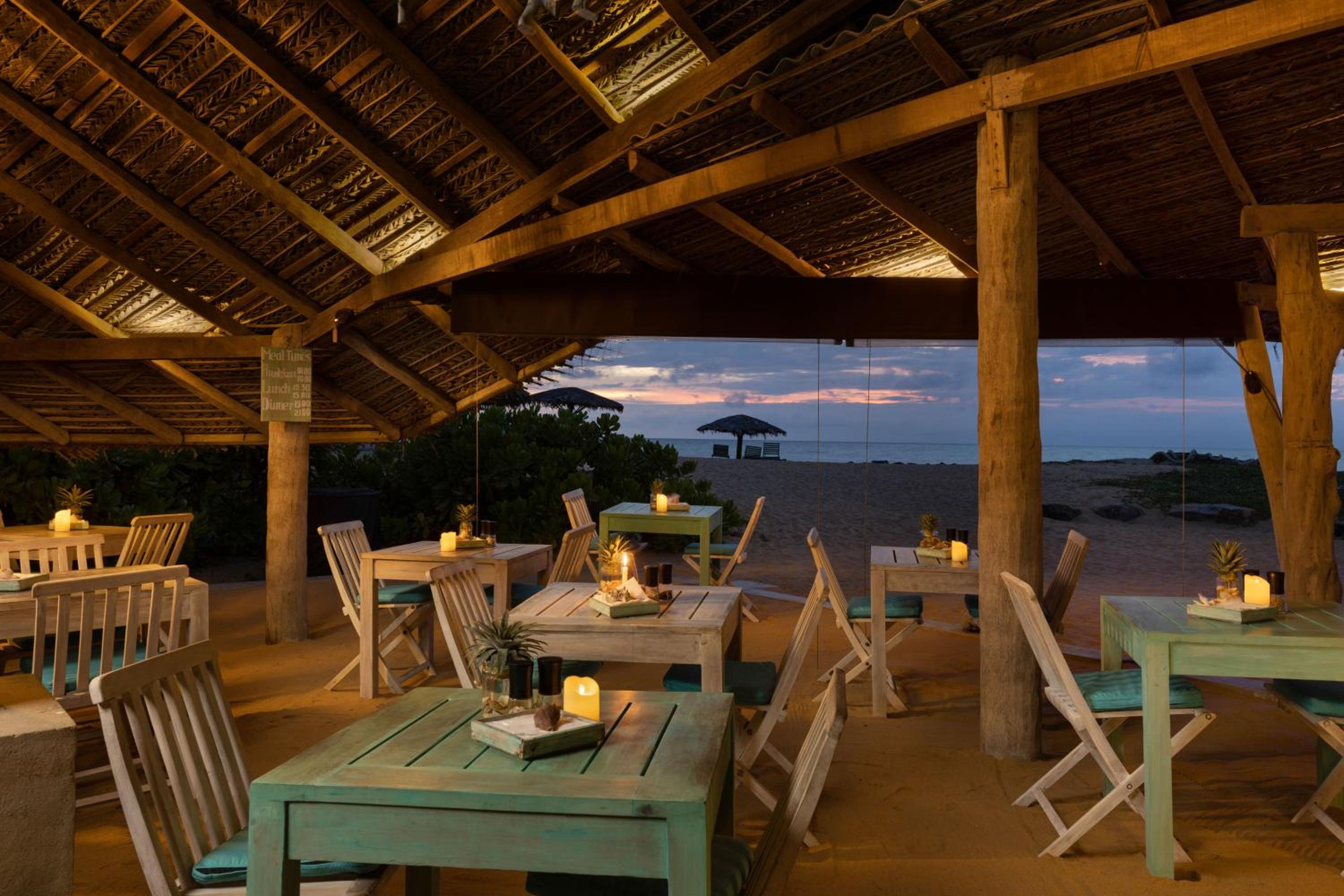 Villa - Beach Front photo 1