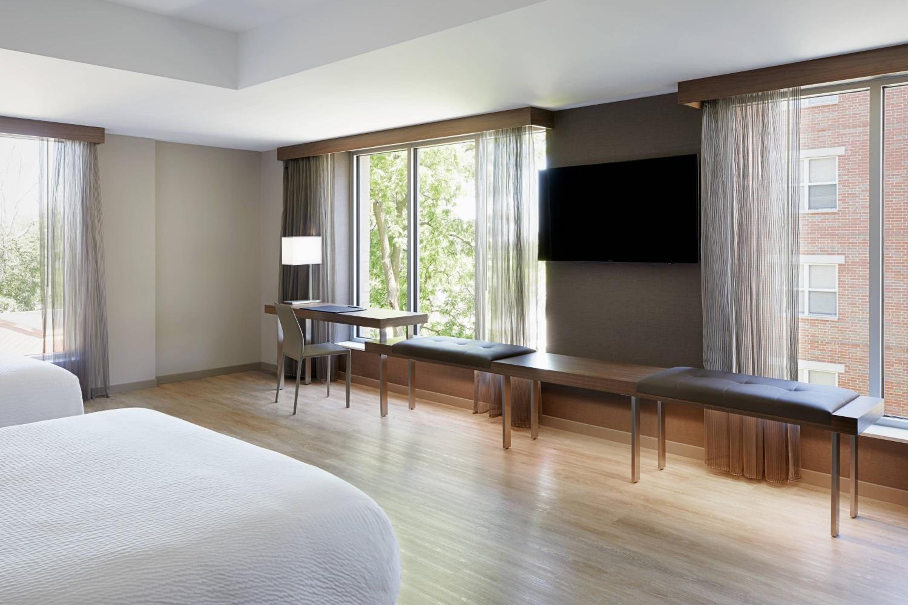Queen Room with Two Queen Beds and Sofa Bed