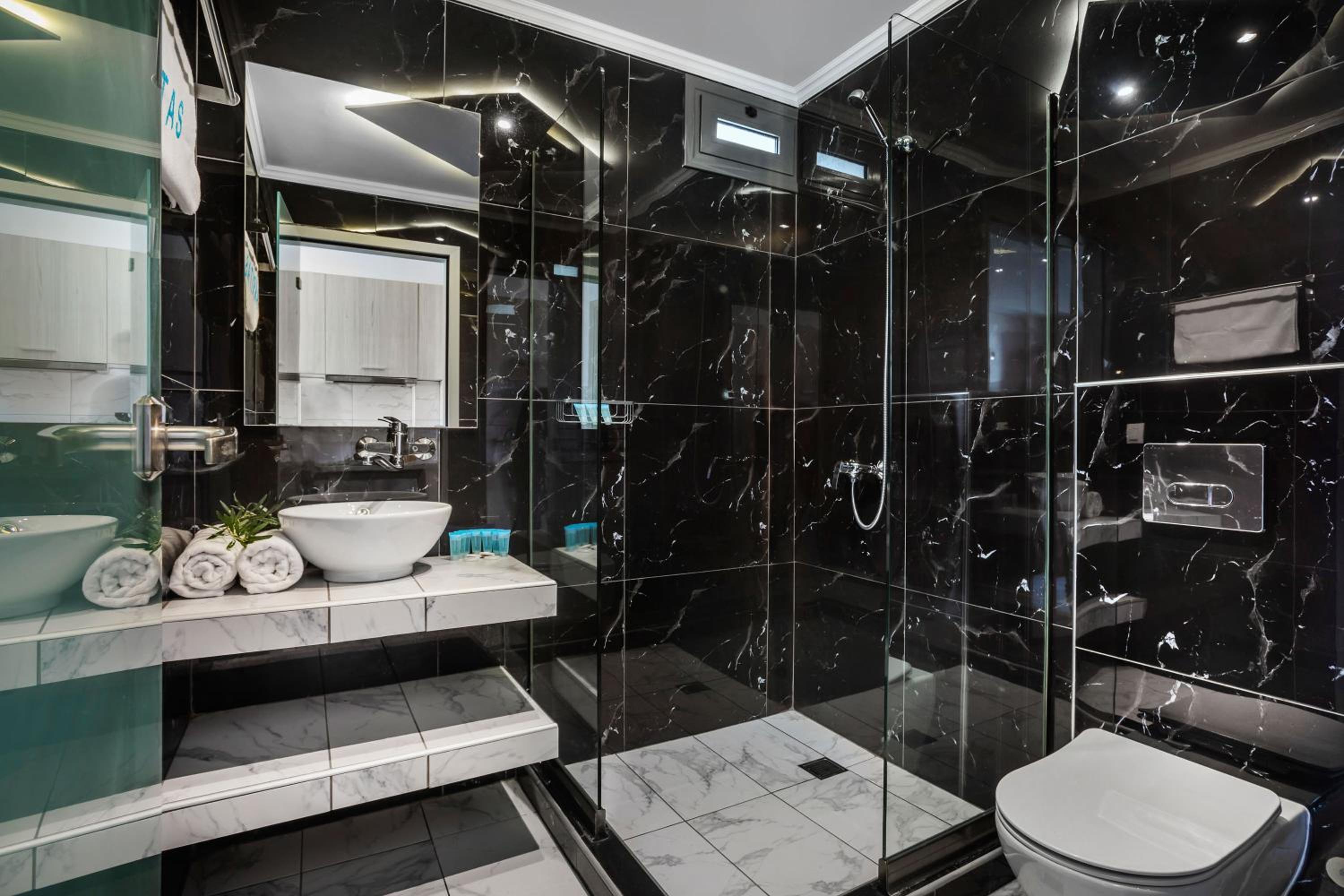 Family Room with Bathroom - Photo 19