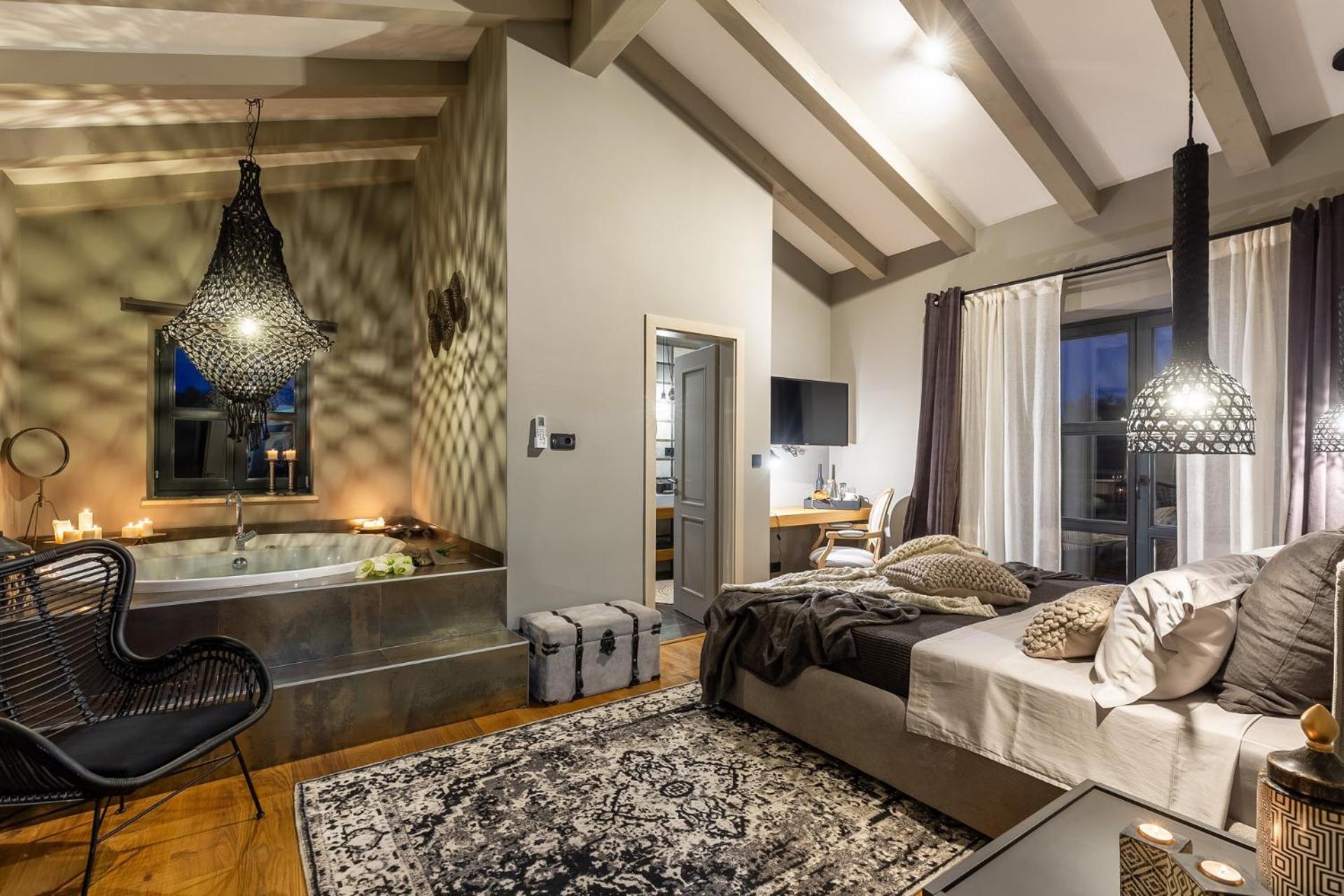 Villa photo 1