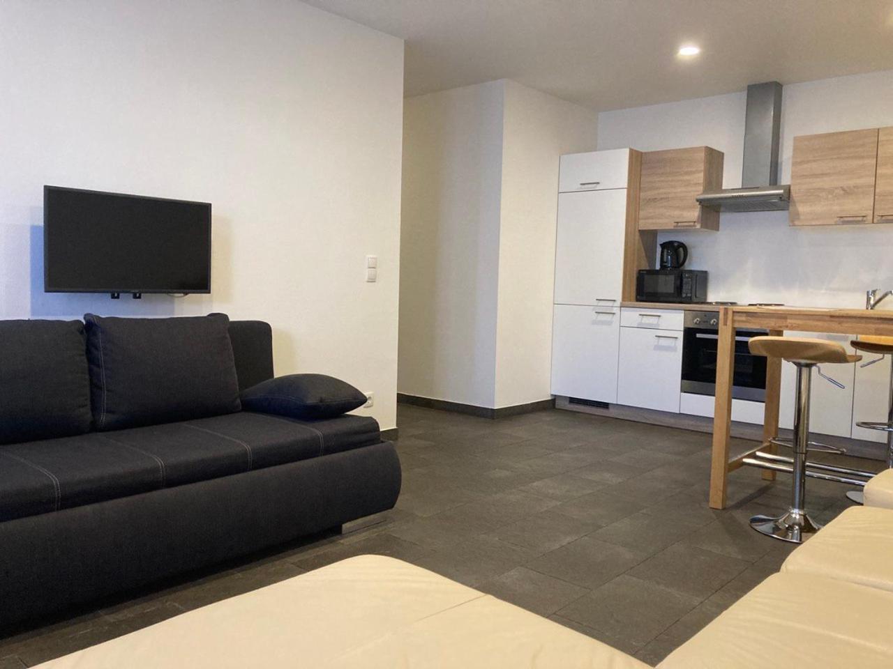 Deluxe Apartment photo 2