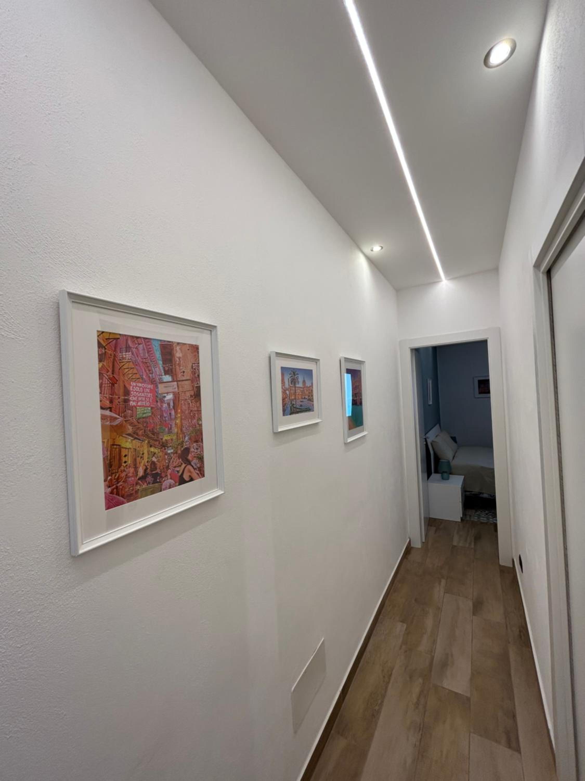 One-Bedroom House - Photo 13