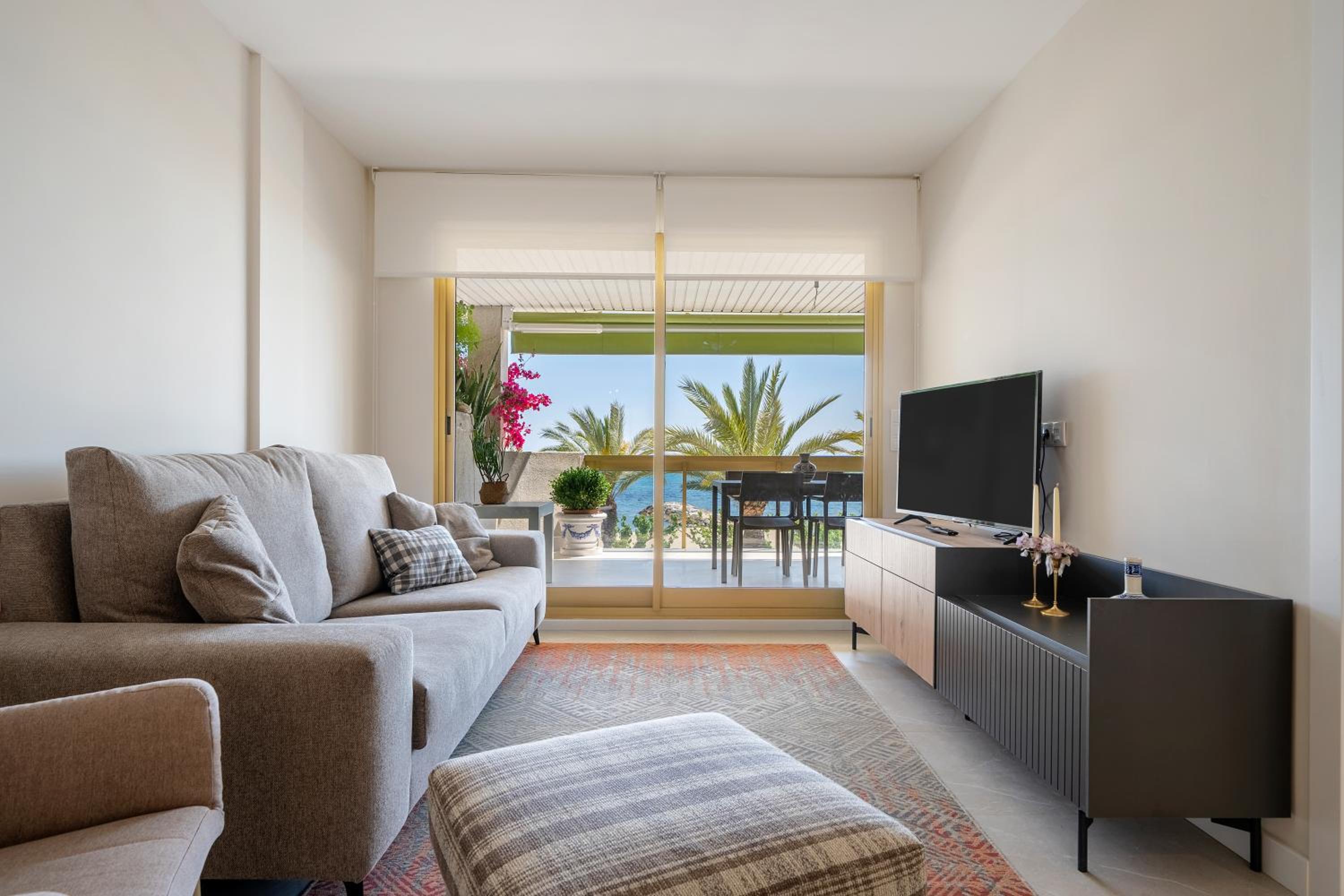 Two-Bedroom Deluxe Apartment with Ocean View