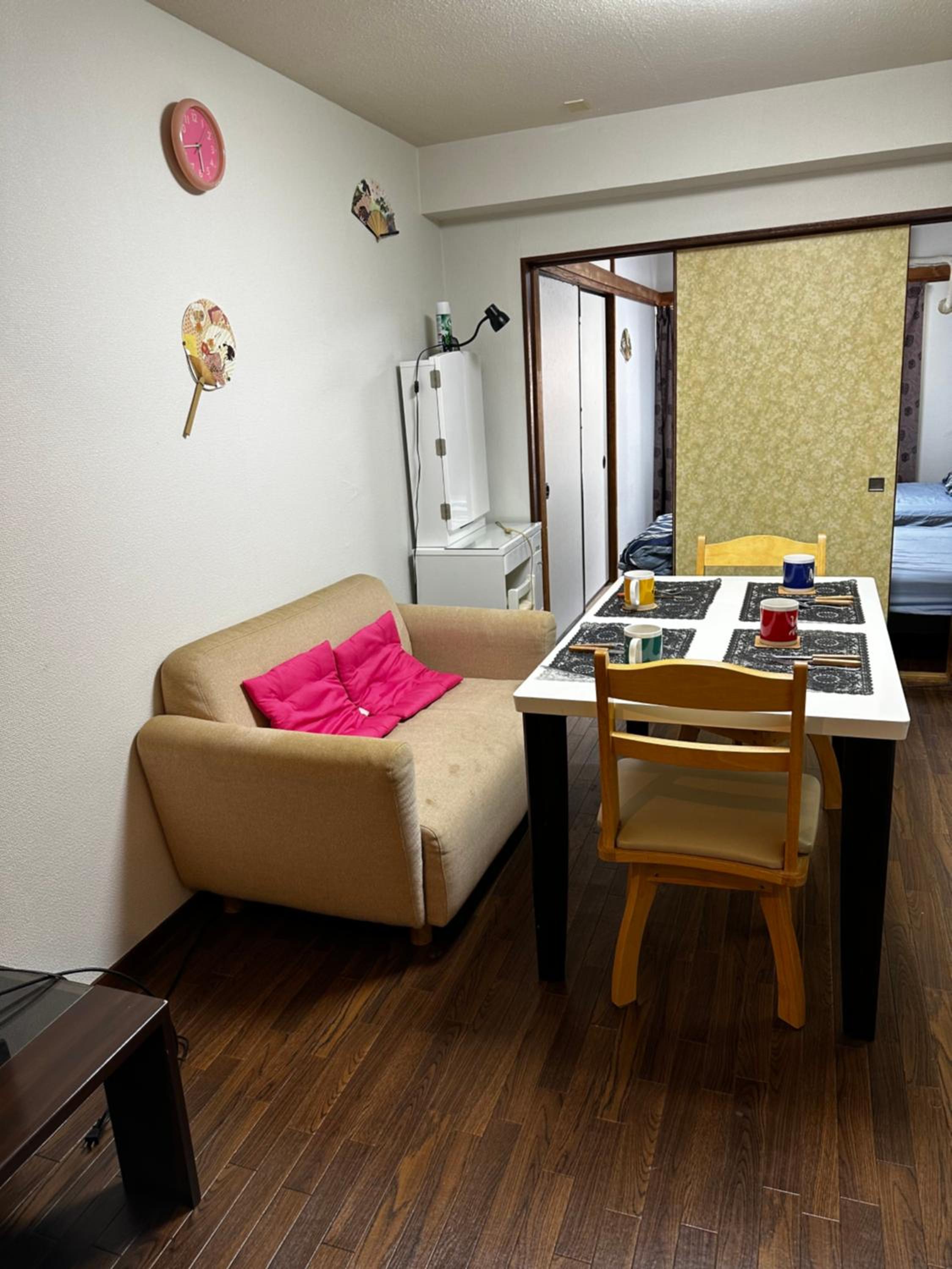 One-Bedroom Apartment photo 3
