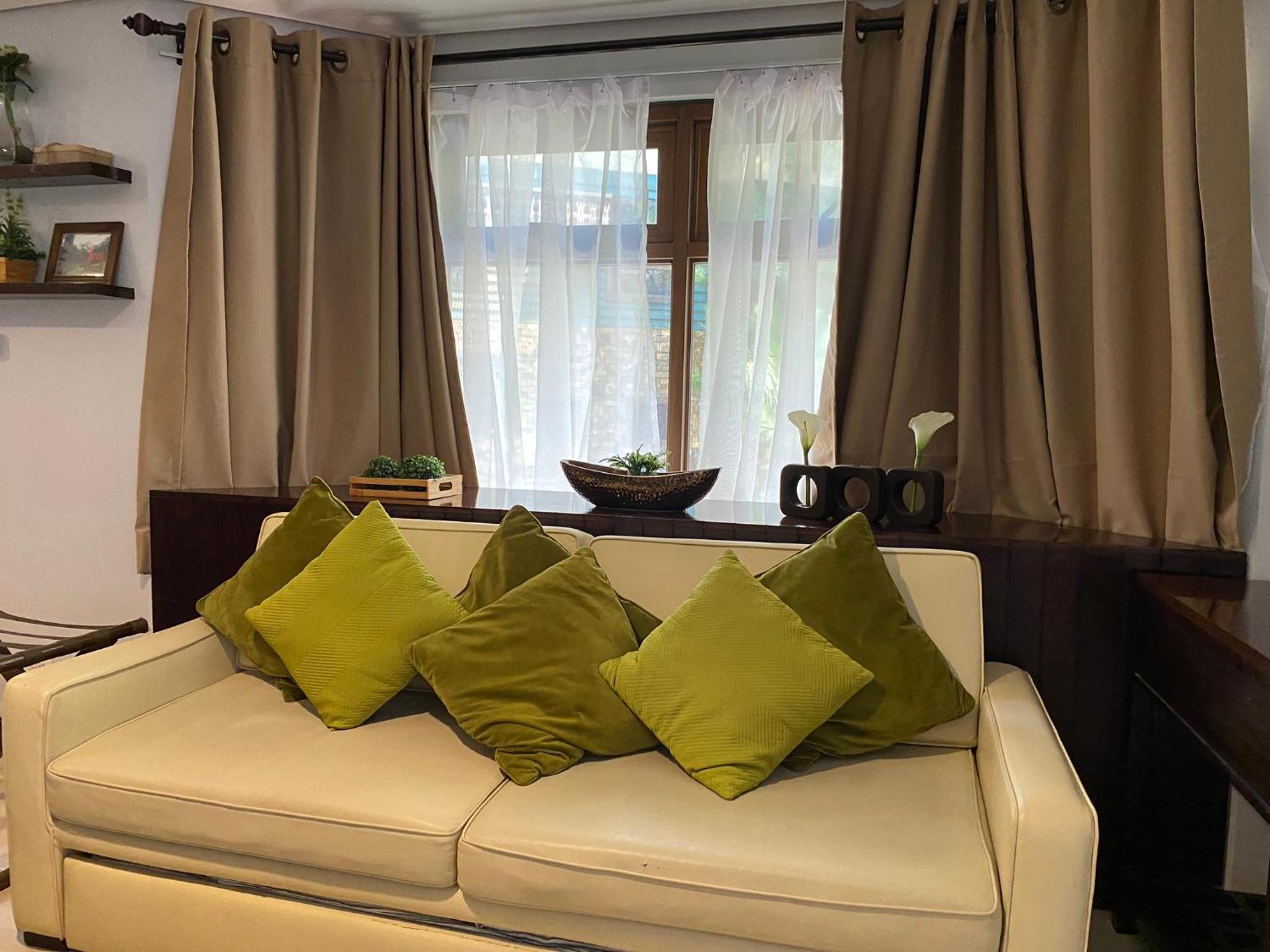 Deluxe Family Suite photo 2