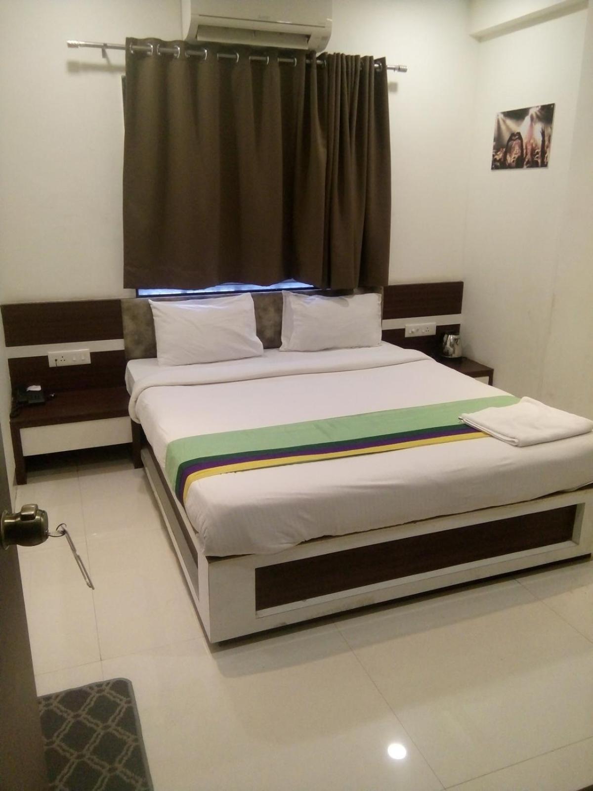 Deluxe Room - Photo 1