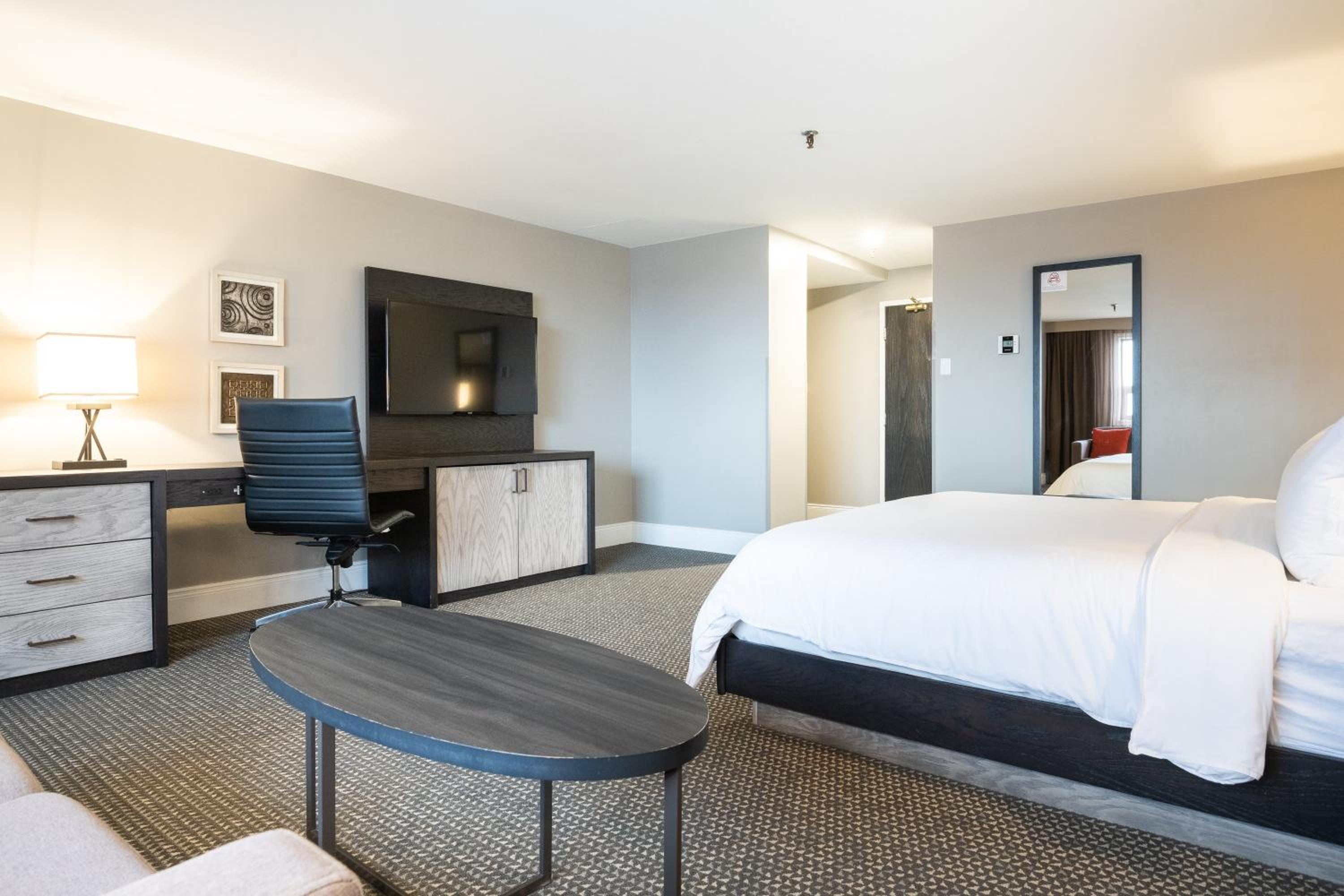 Executive King Room - Photo 2