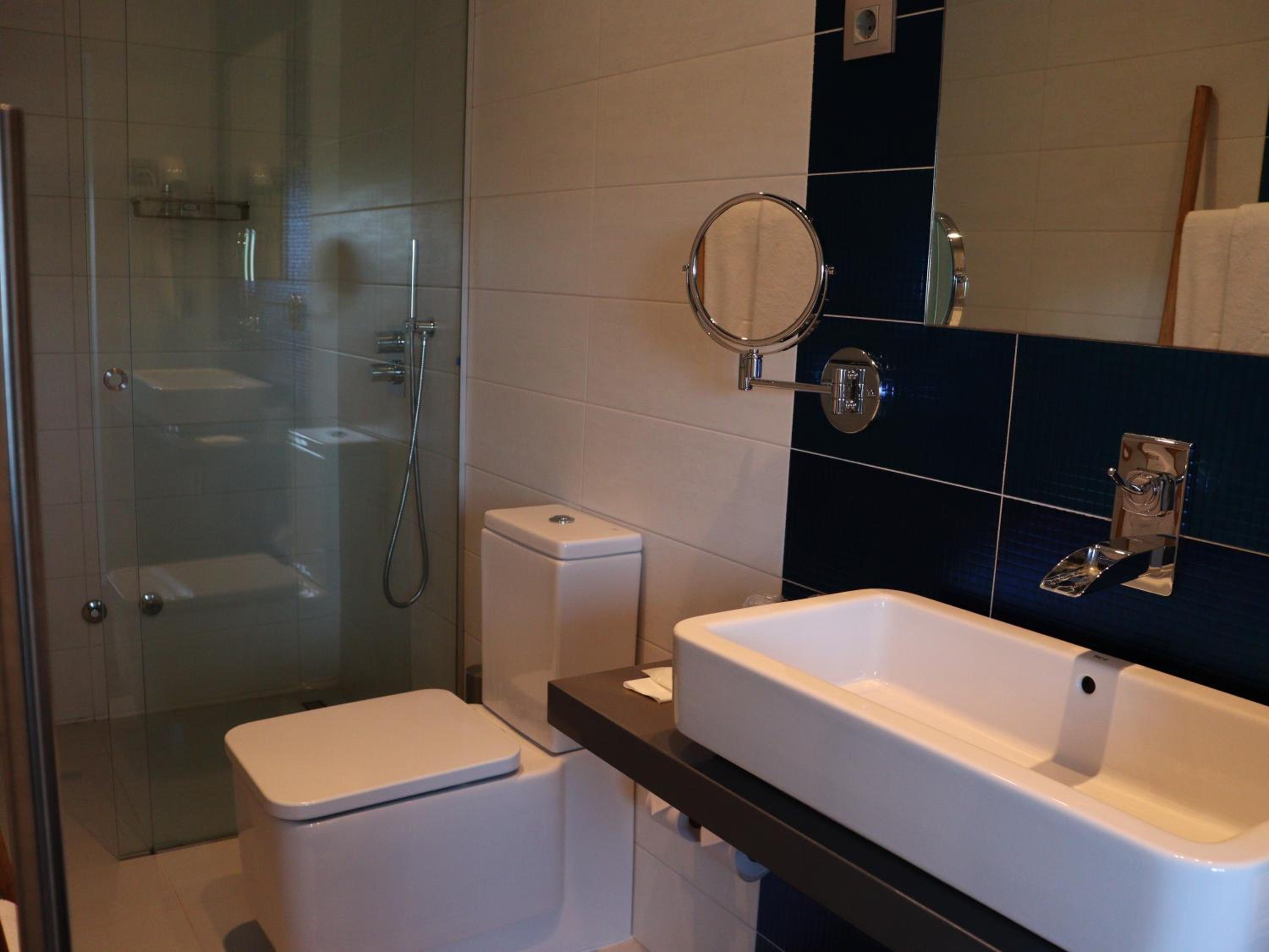 Double Room - Photo 3