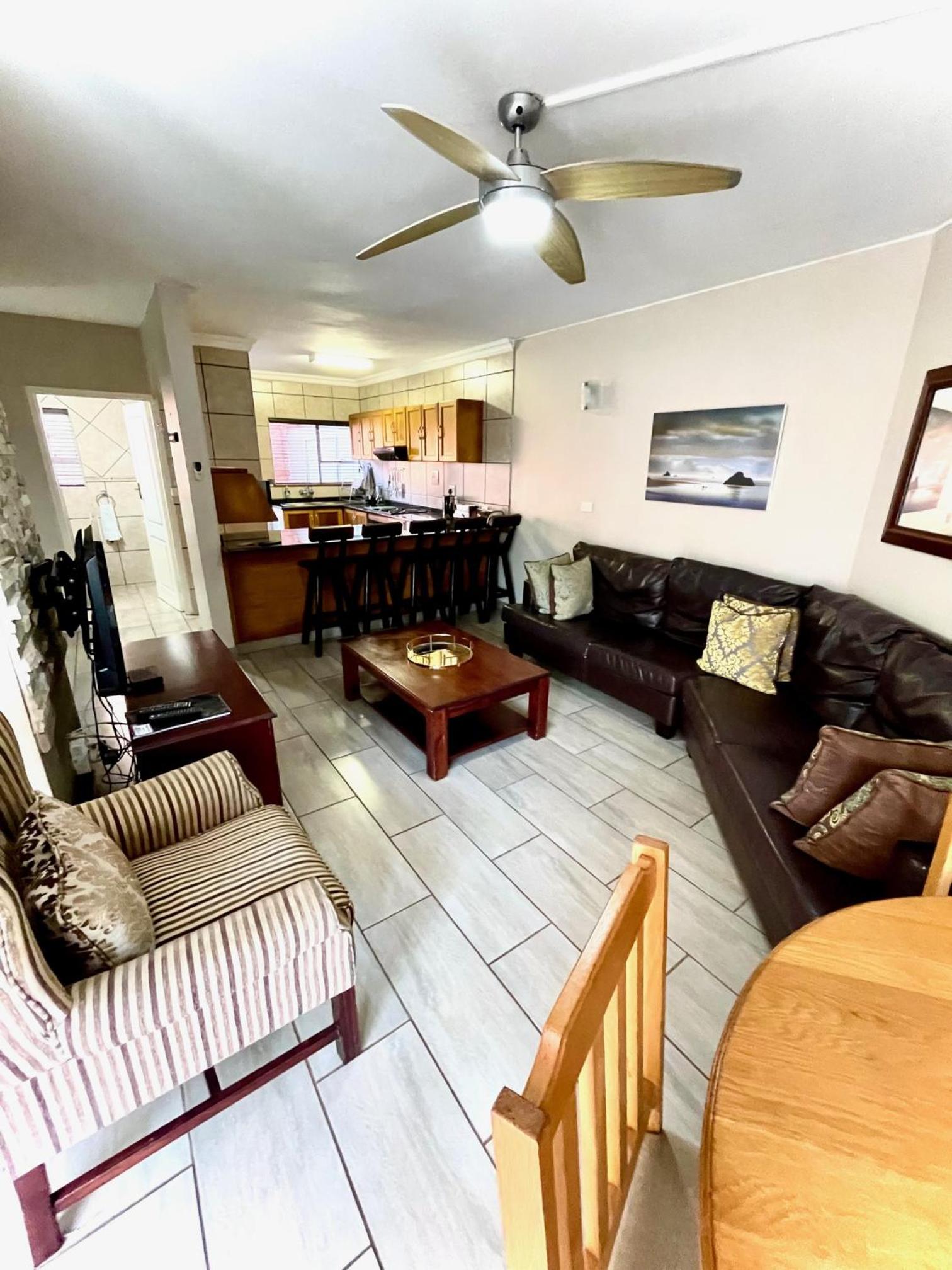 Apartment photo 1