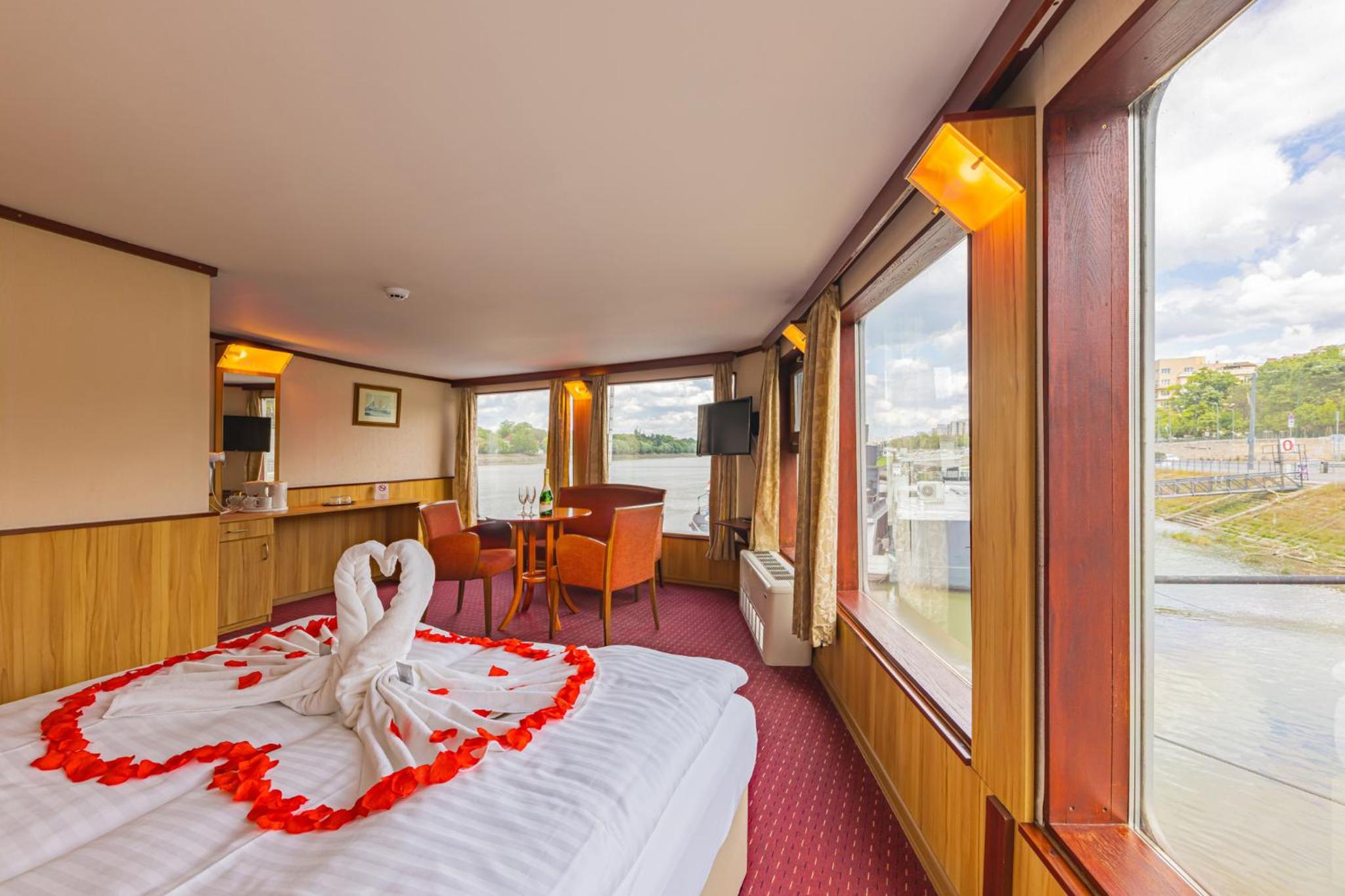 Superior Cabin on Boat - Photo 7