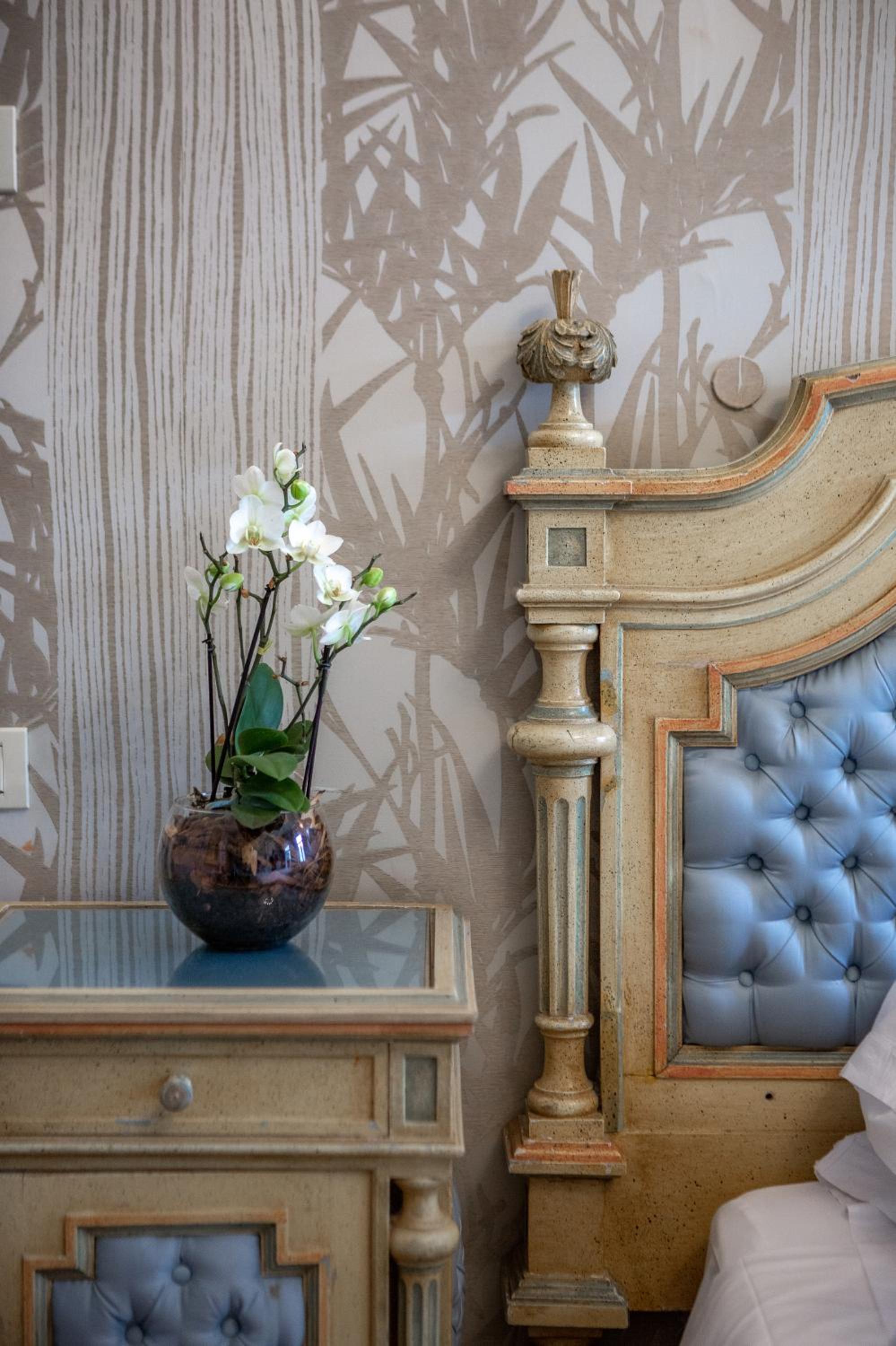 Classic Junior Suite with King Bed
