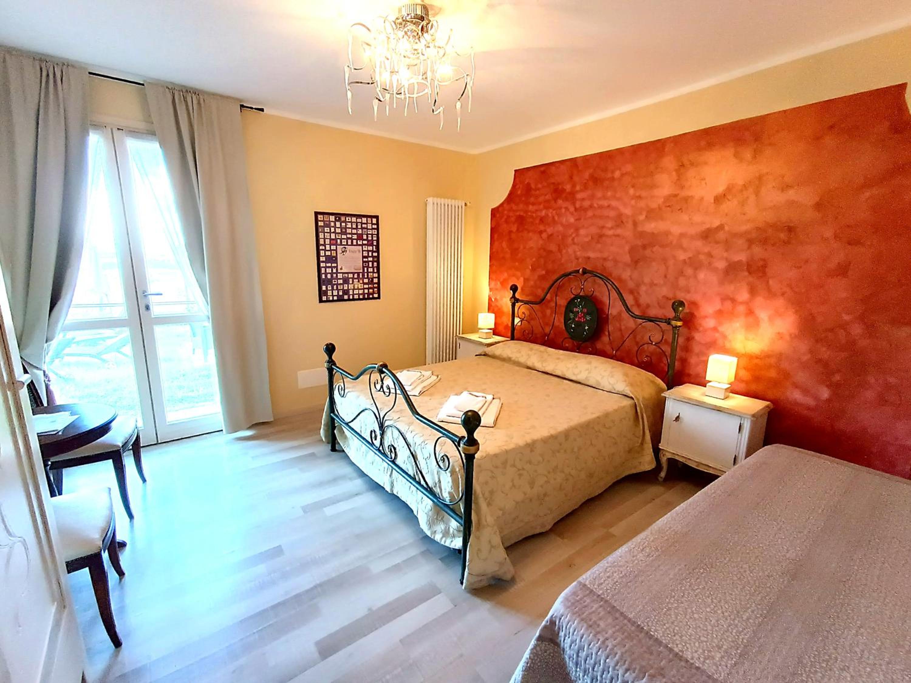Double or Twin Room photo 2