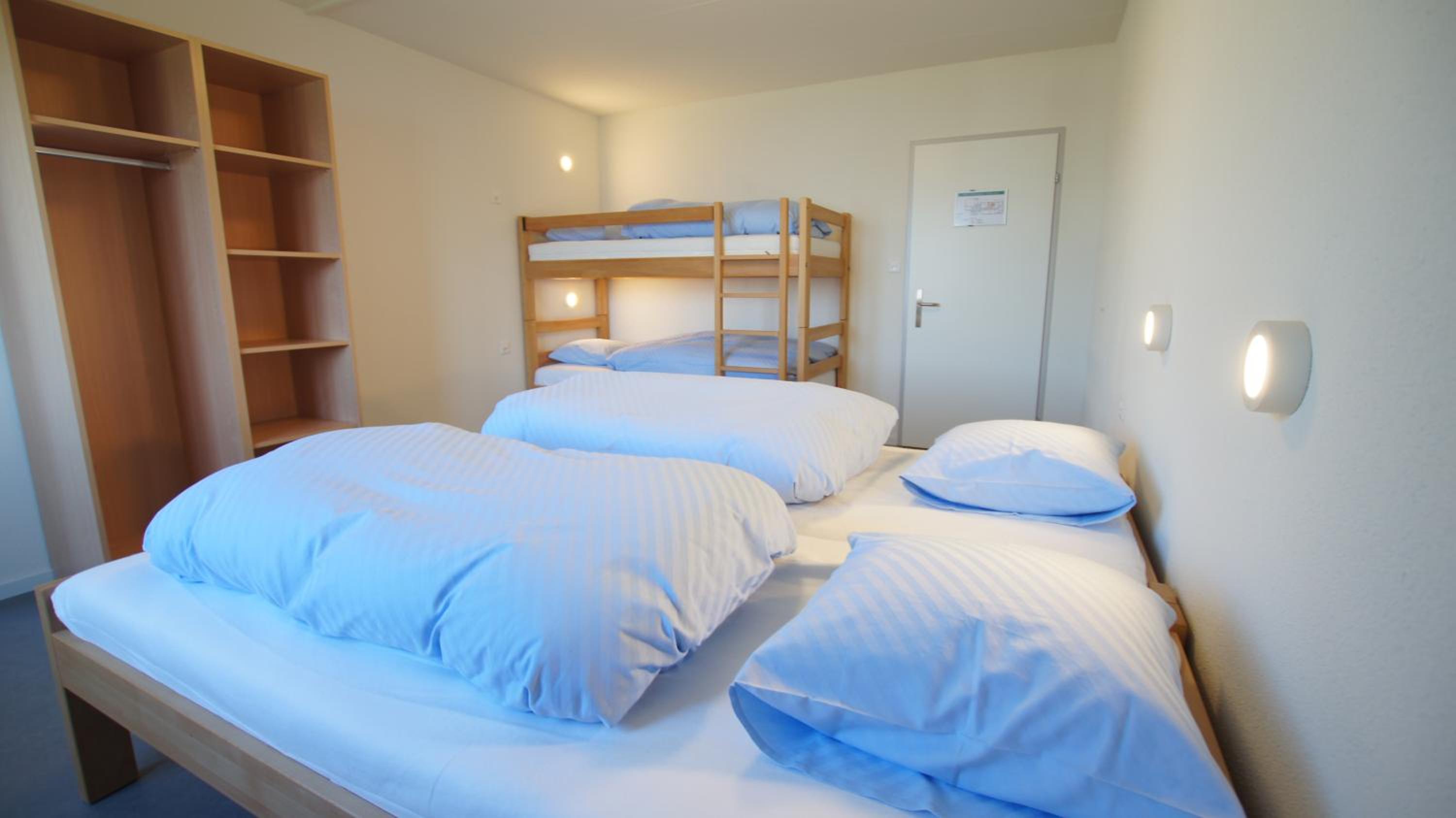 Family Room (2 Adults + 2 Children up to 6 years old) photo 2