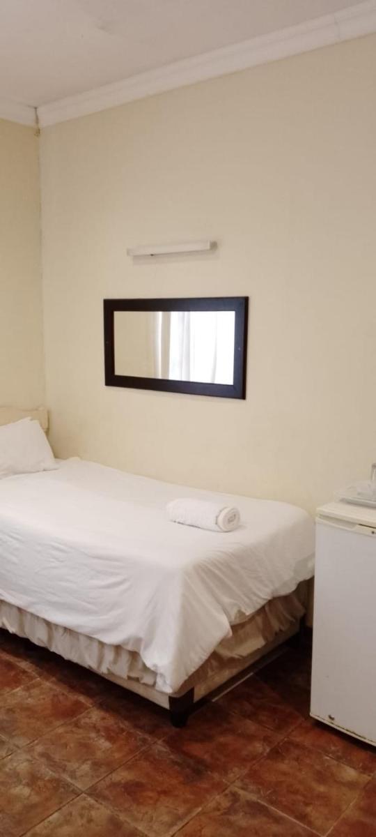 Classic Triple Room photo 1
