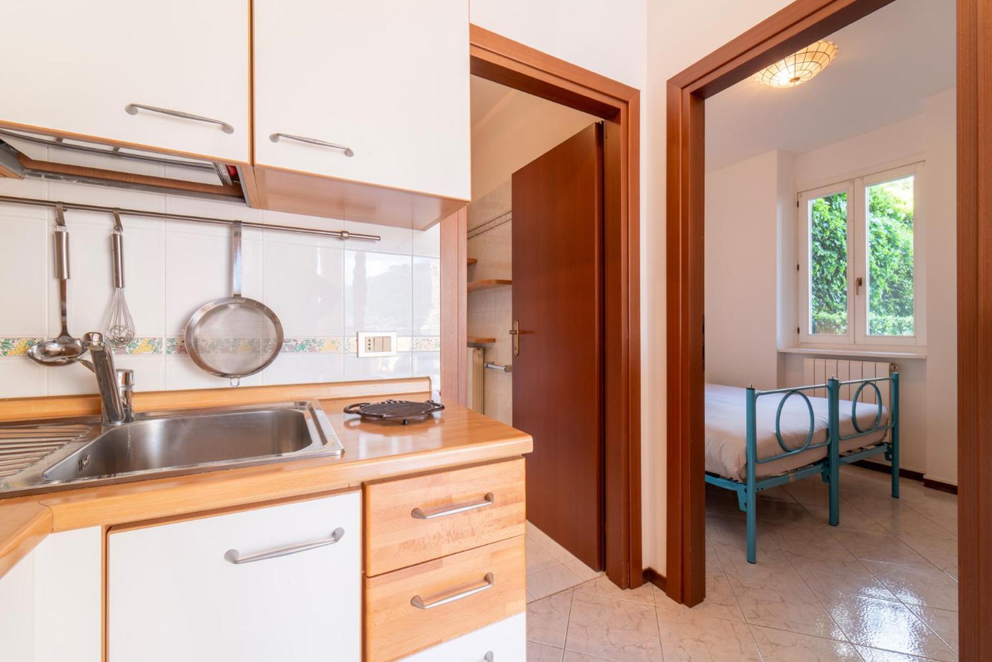Apartment with Terrace photo 3