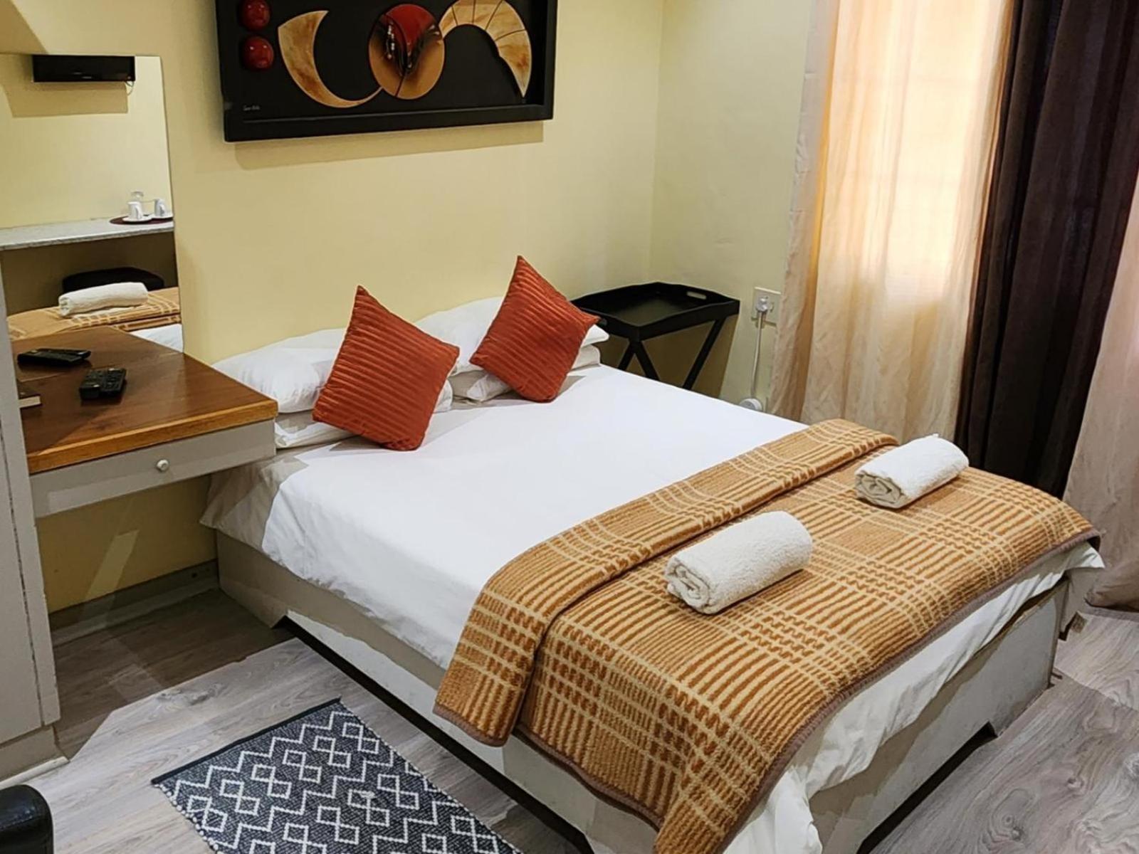 Standard Double Room - Photo 5