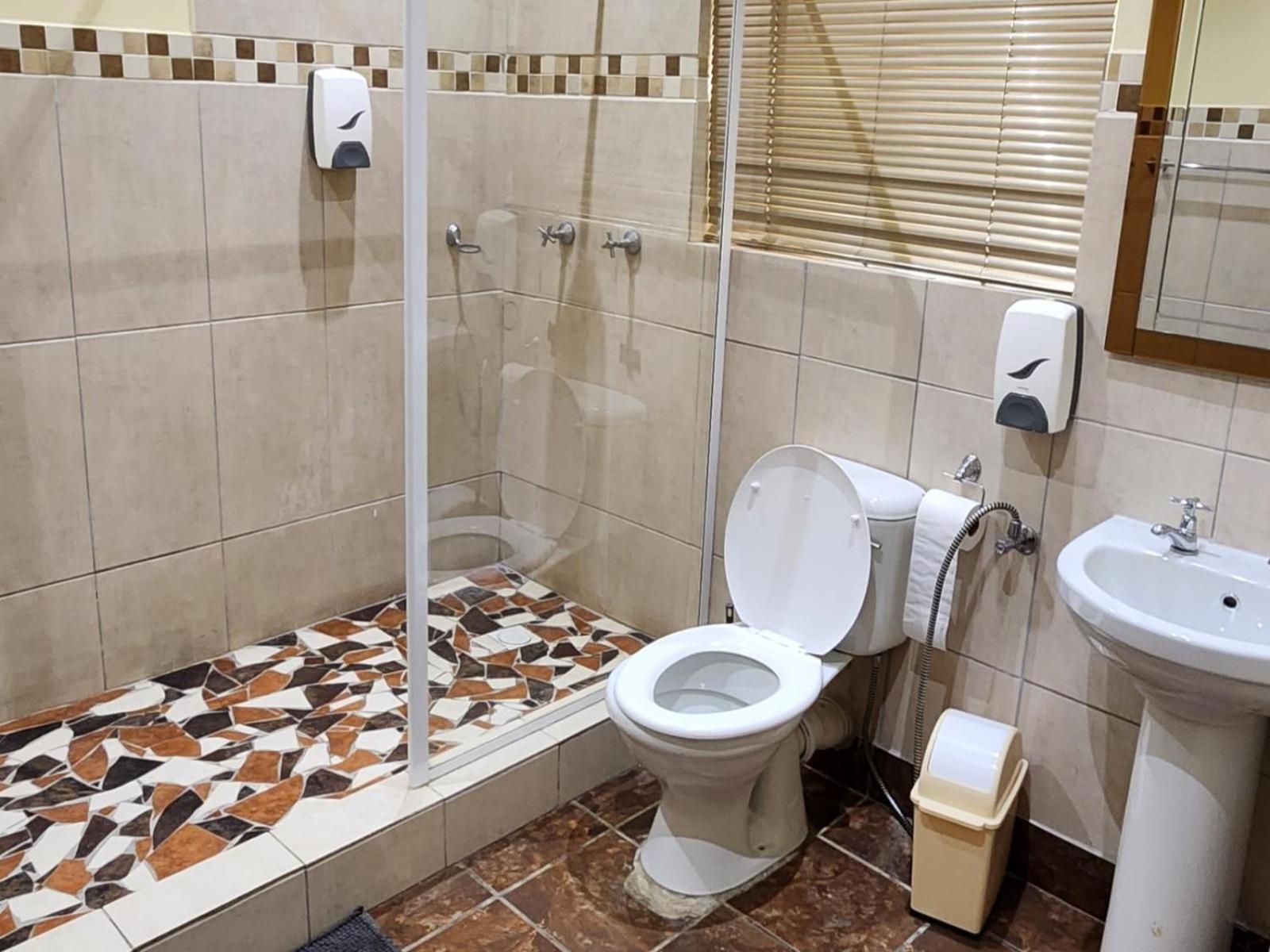 Standard Double Room - Photo 2